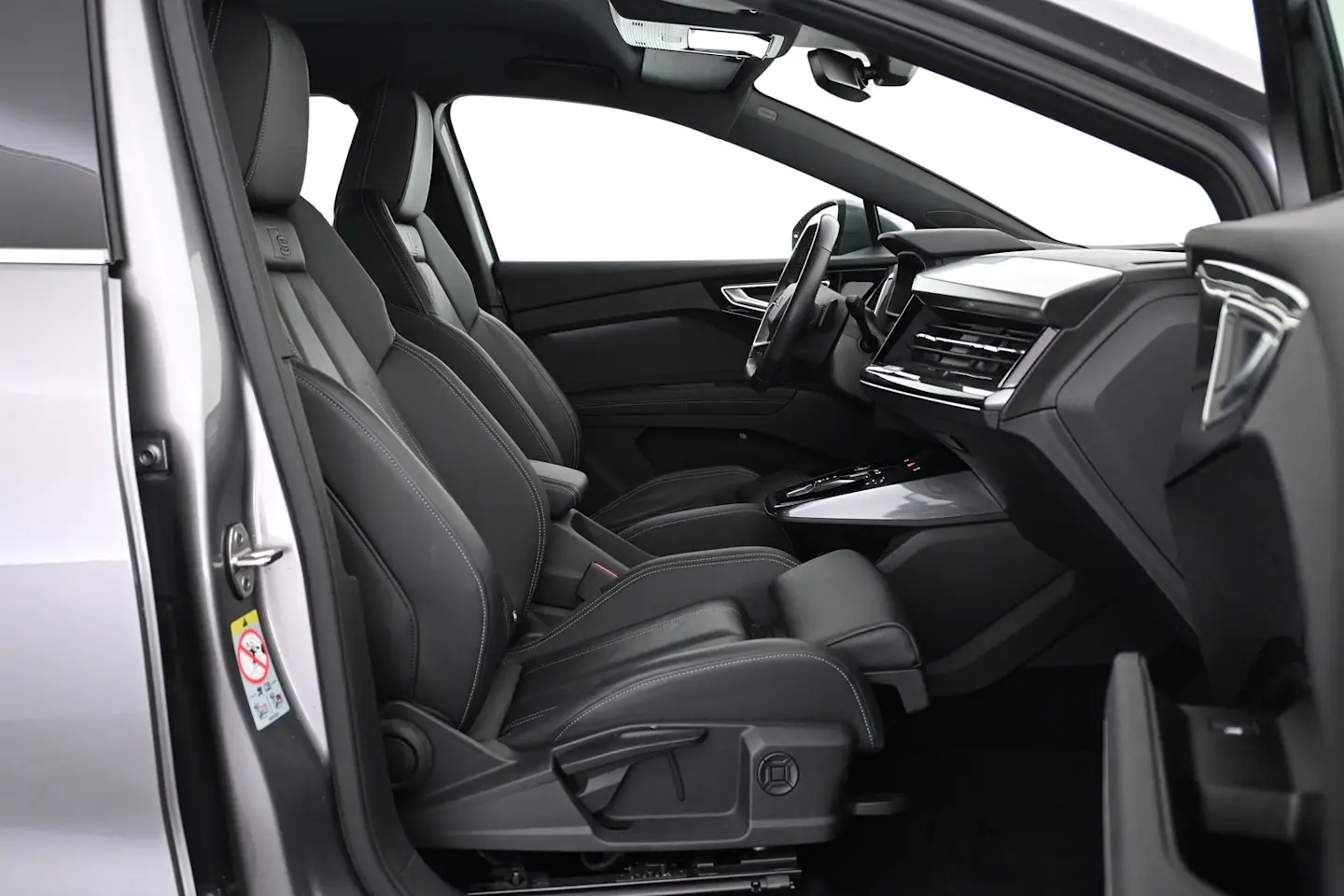 Car Image - 10OTZBzWZIA5j1rRliqsdm