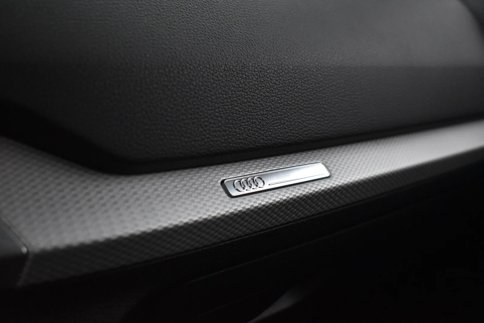 Car Image - 2MofAjxbUkTMbwg4URzJFp