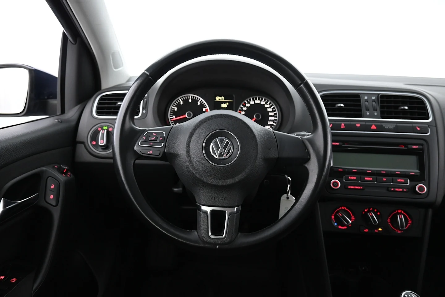 Car Image - s8QPh5m8pkCmLpuR5OpRp