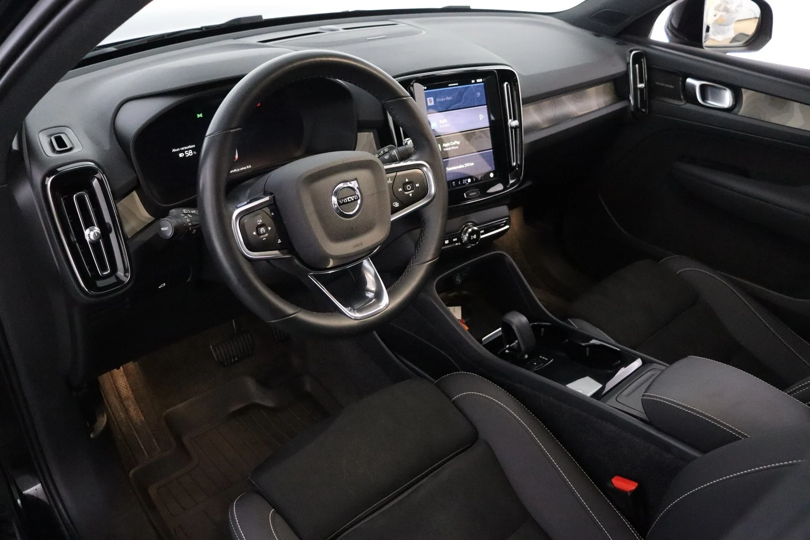 Car Image - 1C8BPQ1E1943FpjwwGCuce