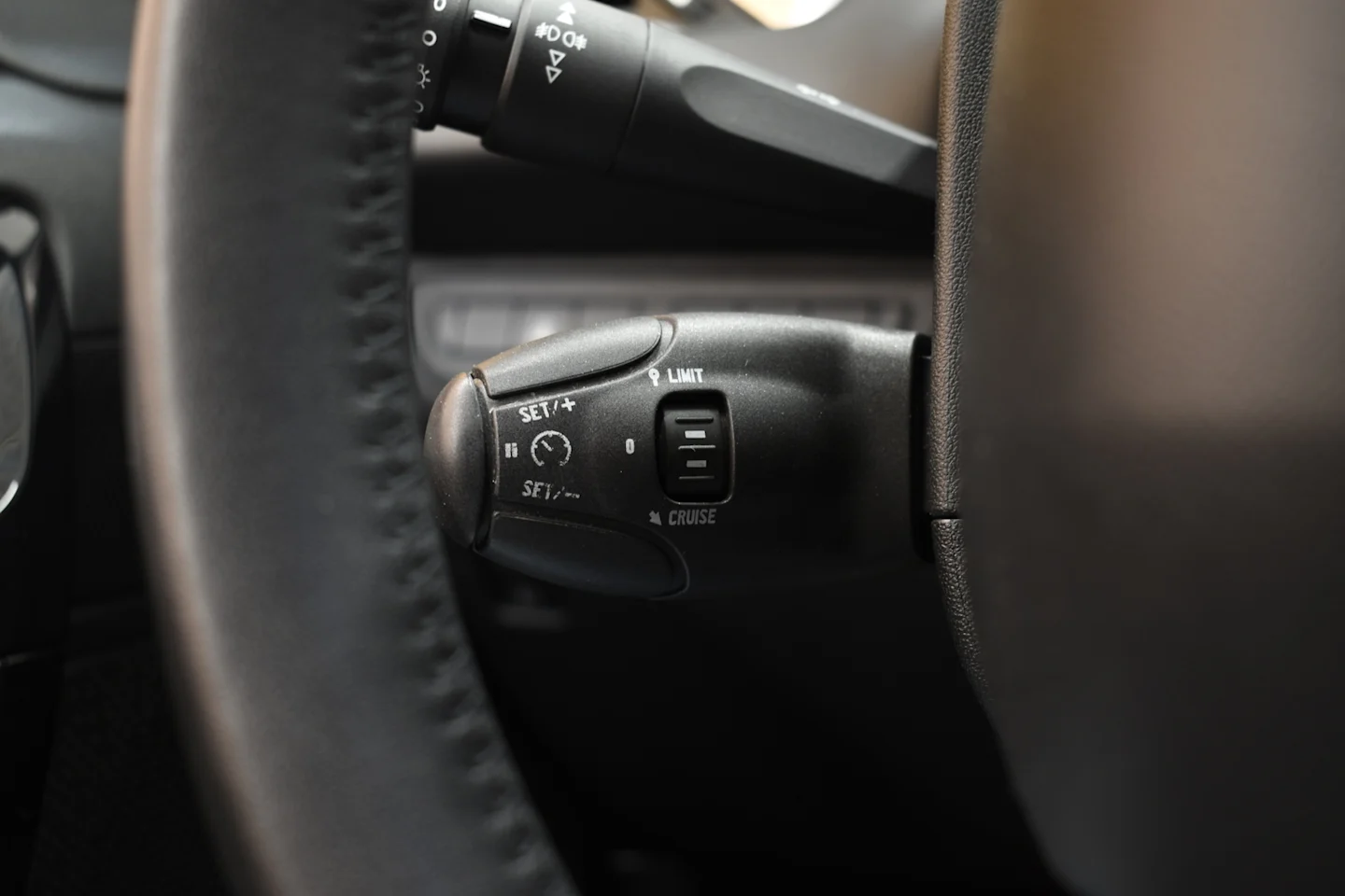 Car Image - g55aktk3Hi26u2NRwwEmV