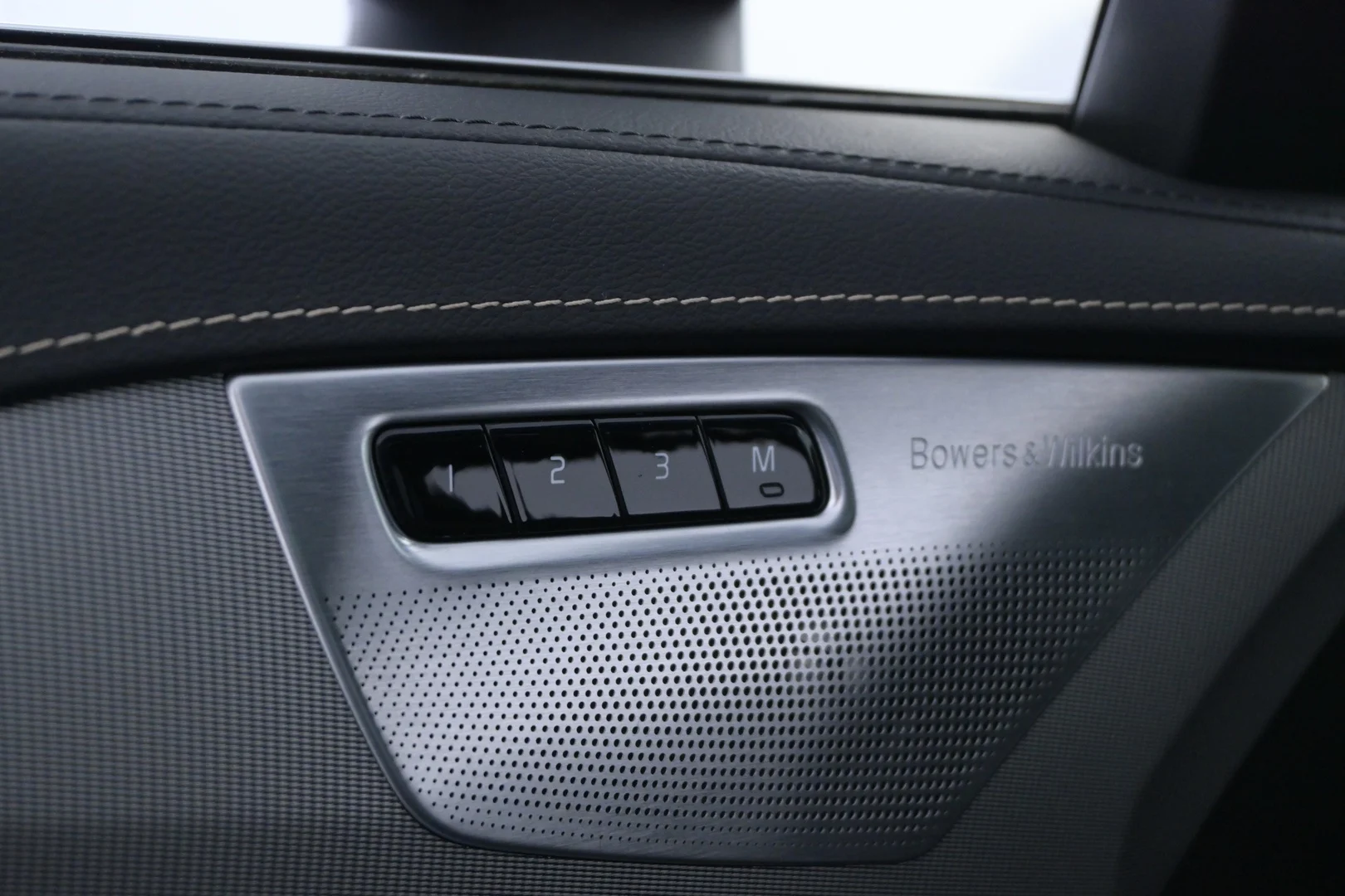 Car Image - 21TbOaS9qVHTYYPGSfTiAh