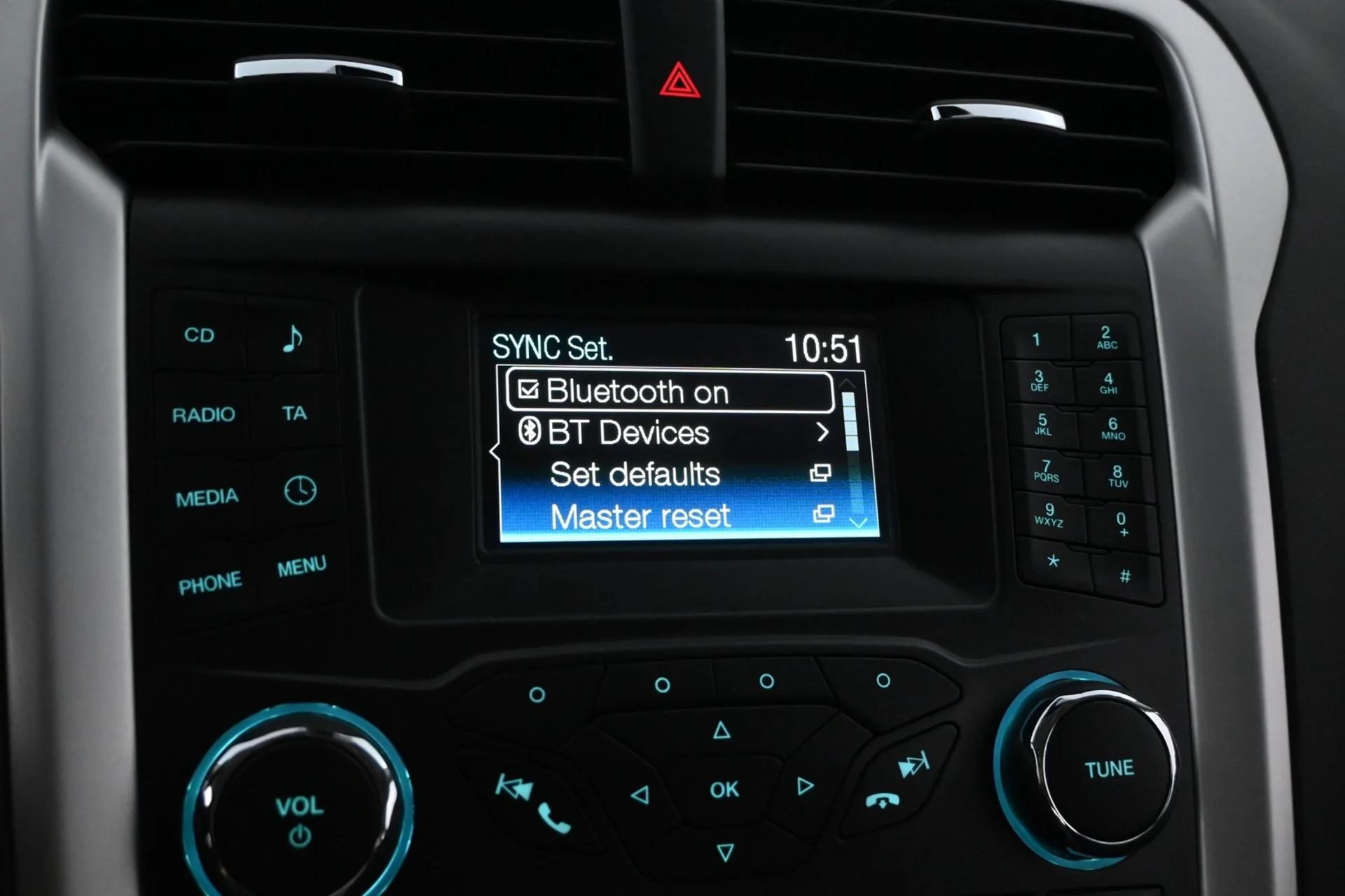 Car Image - 6Yx8cXhv3ZlLOU3SUXYxZT