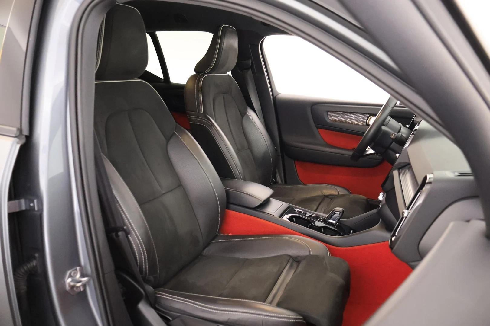 Car Image - 3xgwtNw15D40v70gs6snpl