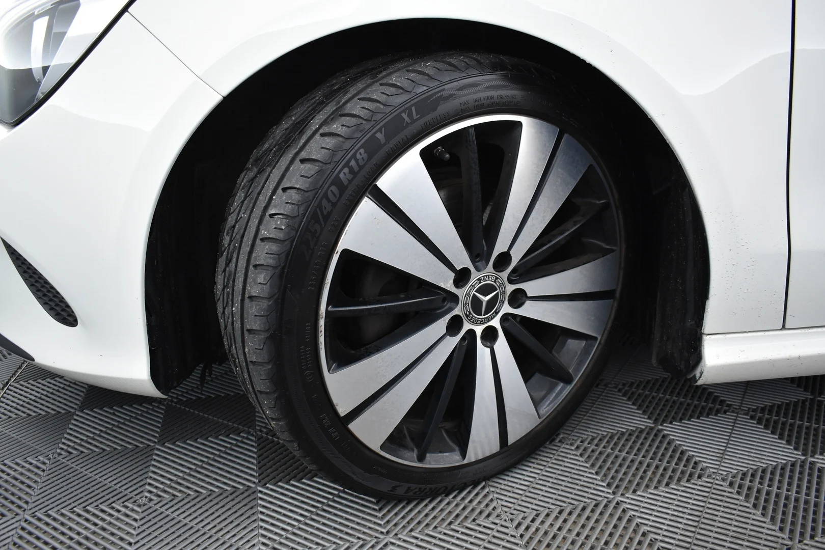 Car Image - 7p4s3XzLbI2Tdi8Lsf3Wow