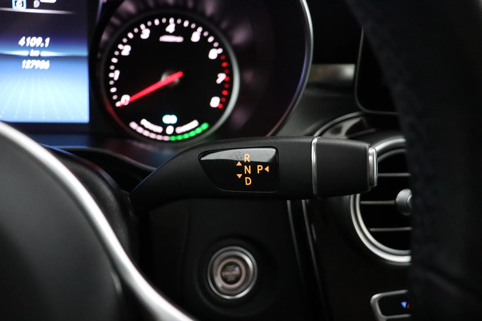 Car Image - 6mFgtiLcjWOOgvSN6PAs2D