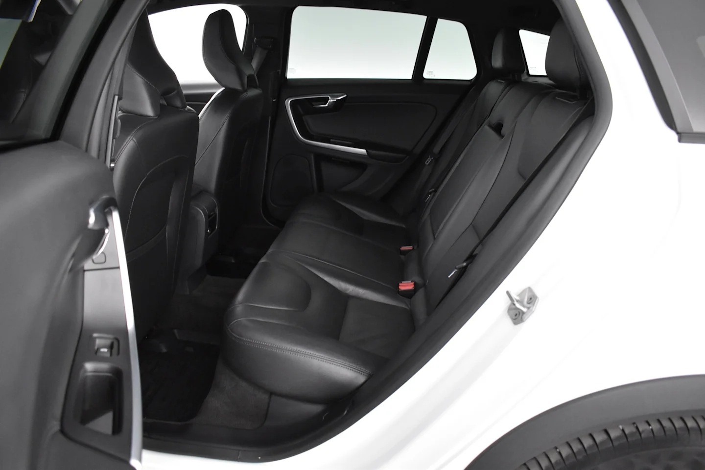 Car Image - mK0RS0aUzjF8TR6J5GaXl