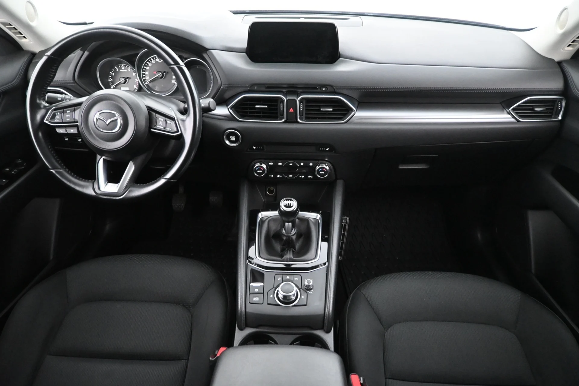 Car Image - V8Luium5qRcEuTjS9PJh5