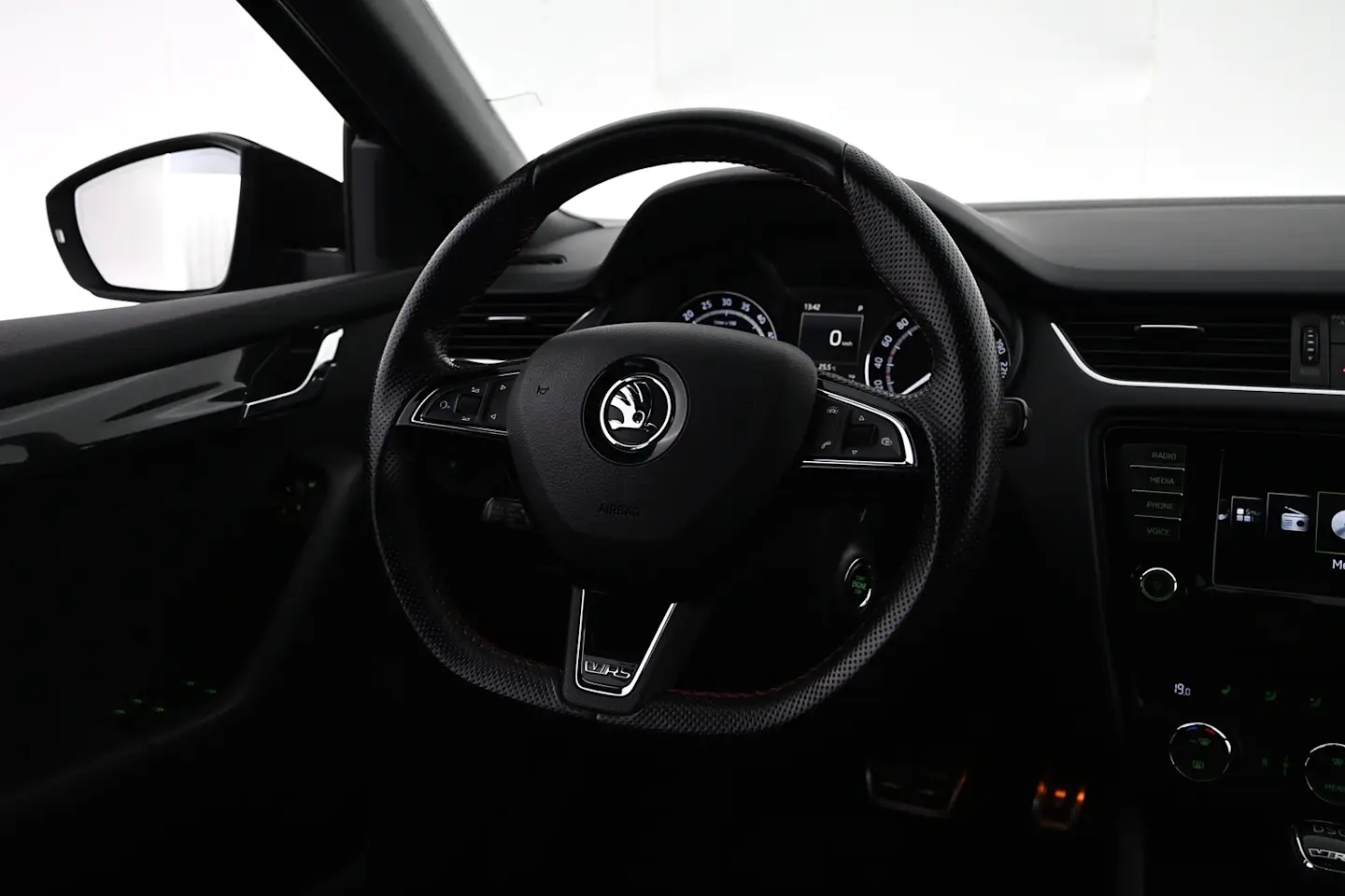 Car Image - 7gWTosYsuOs6c72ScooIht