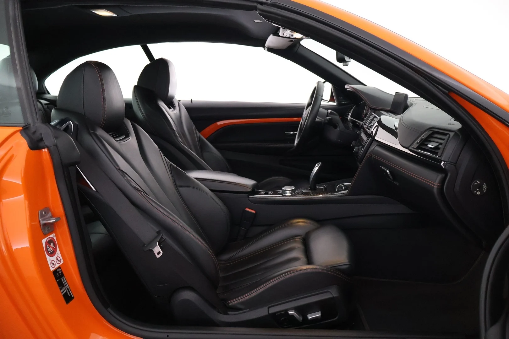 Car Image - 5iIZqgsZ1fFSkLVGbjc4E7