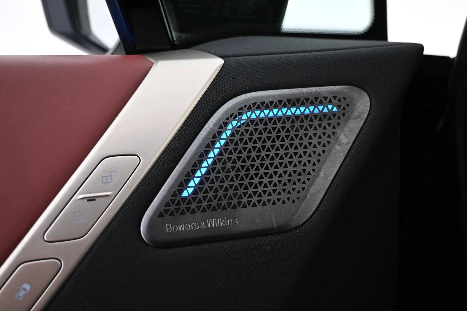 Car Image - 2z7mXIOMSPCp3CbY1dtbIn