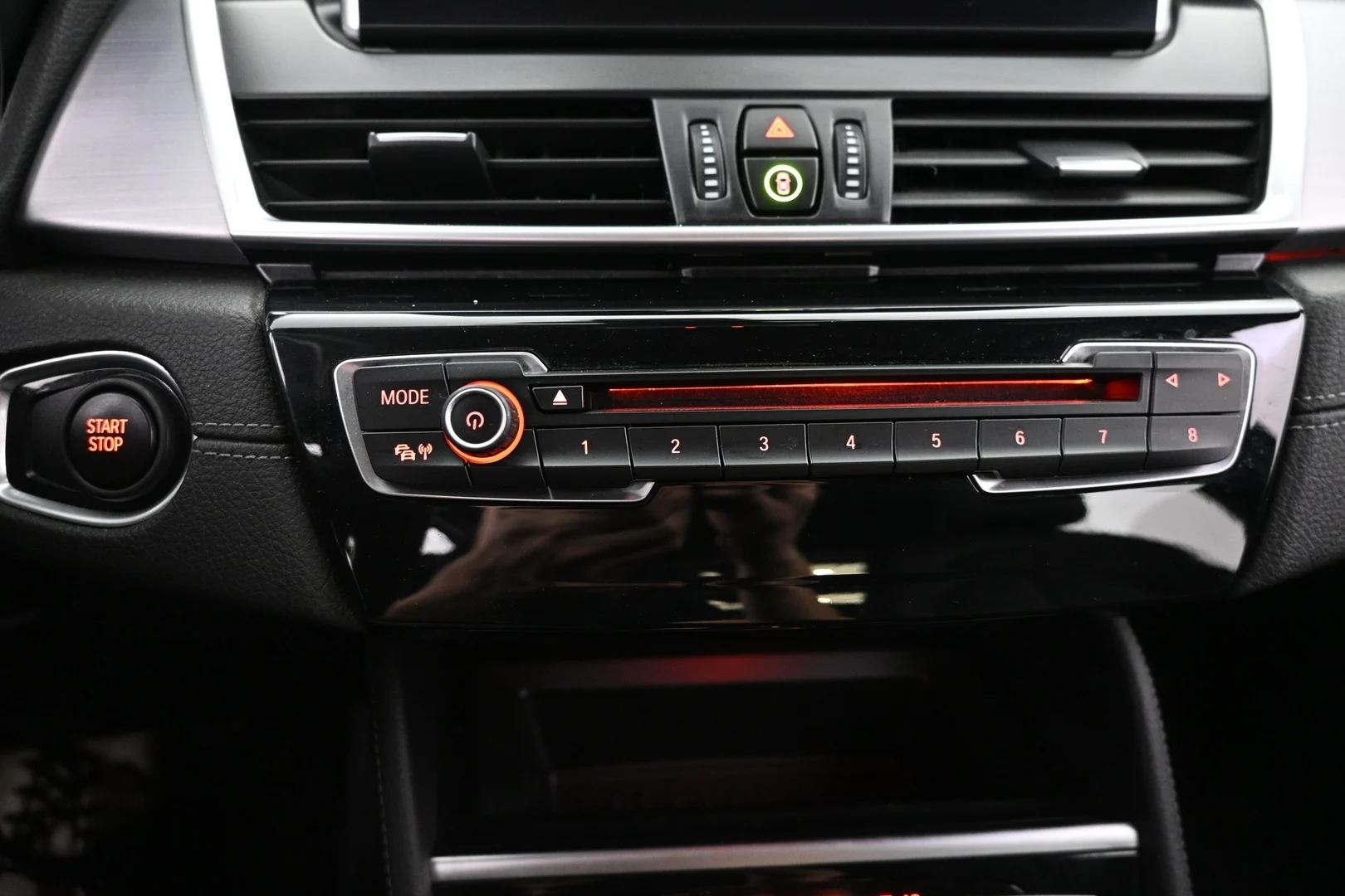 Car Image - 38kYNxqqxV4RrDukiwqNd7