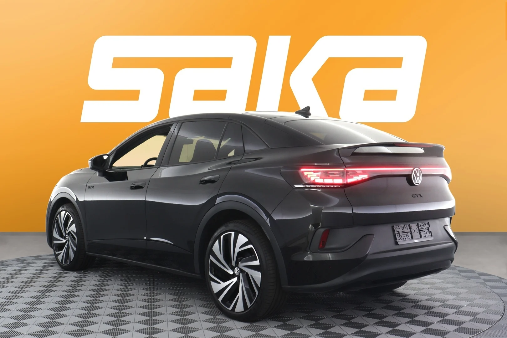 Car Image - 5MZOuD2HBczATcvhekh5t4