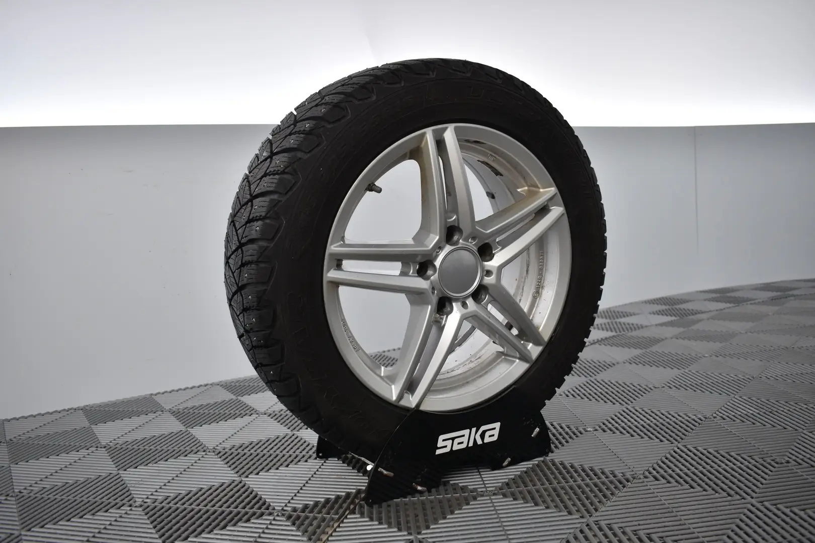 Car Image - 7p4s3XzLbI2Tdi8Lsf3Wow