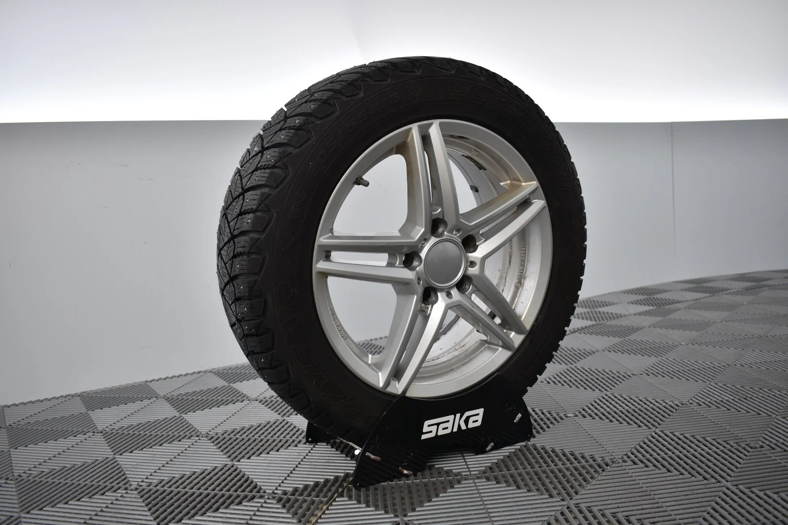 Car Image - 7p4s3XzLbI2Tdi8Lsf3Wow