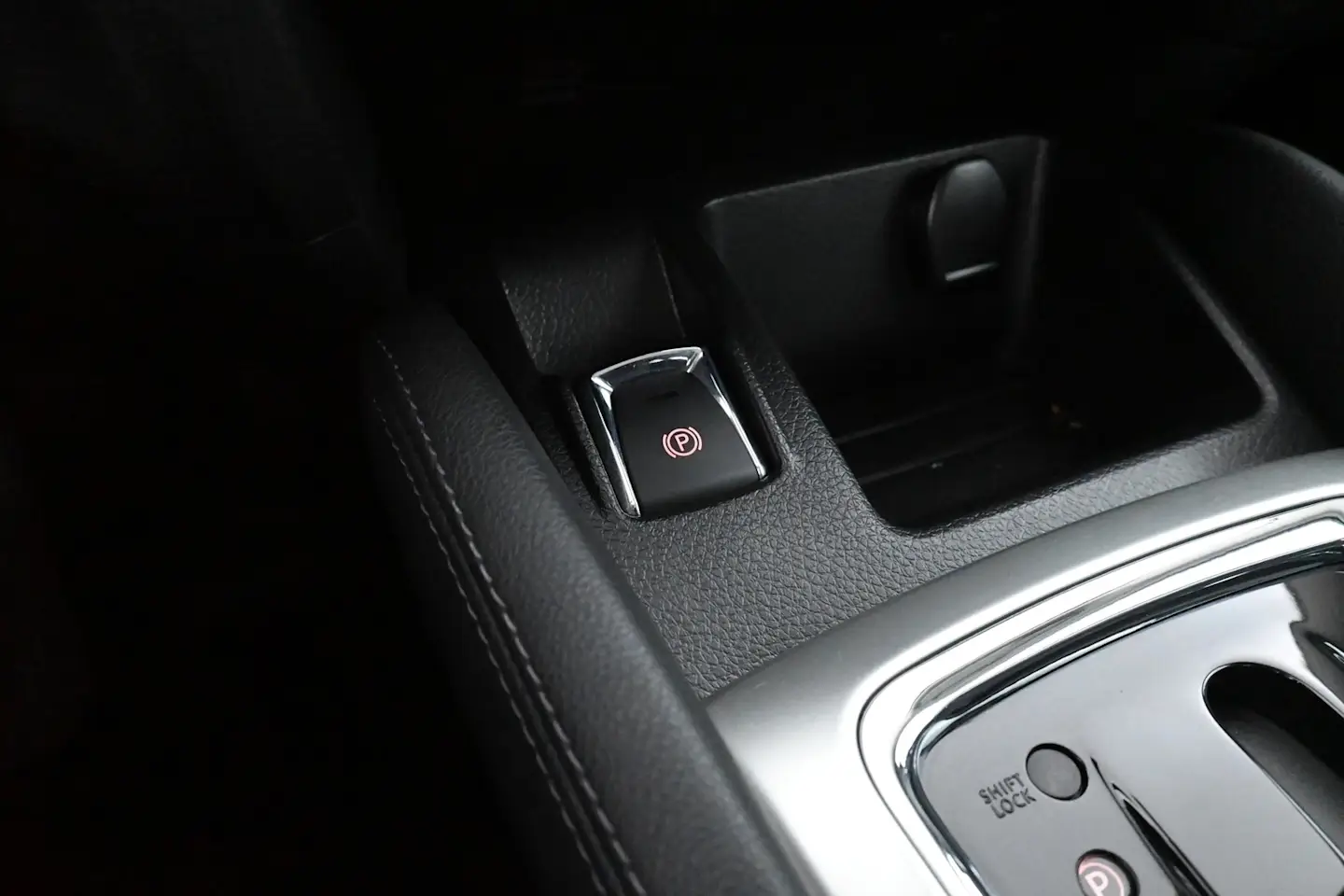 Car Image - 2NrfwHJje7L6D5AH8dsnJu
