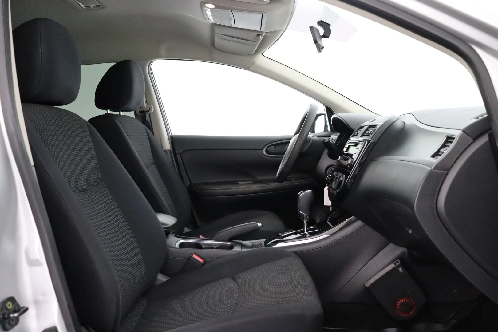 Car Image - 2PiuxTWLw0jg3DFiuqRpy5