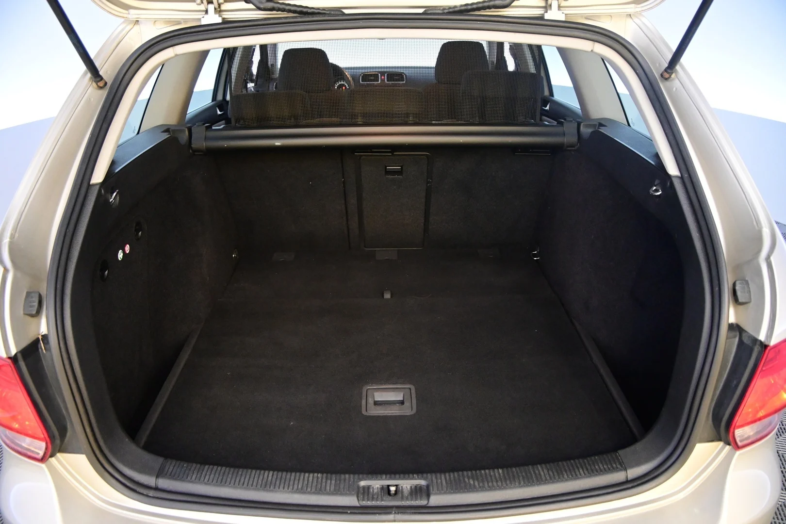 Car Image - 1kL7kGNPA55aPk5RMRCbpI