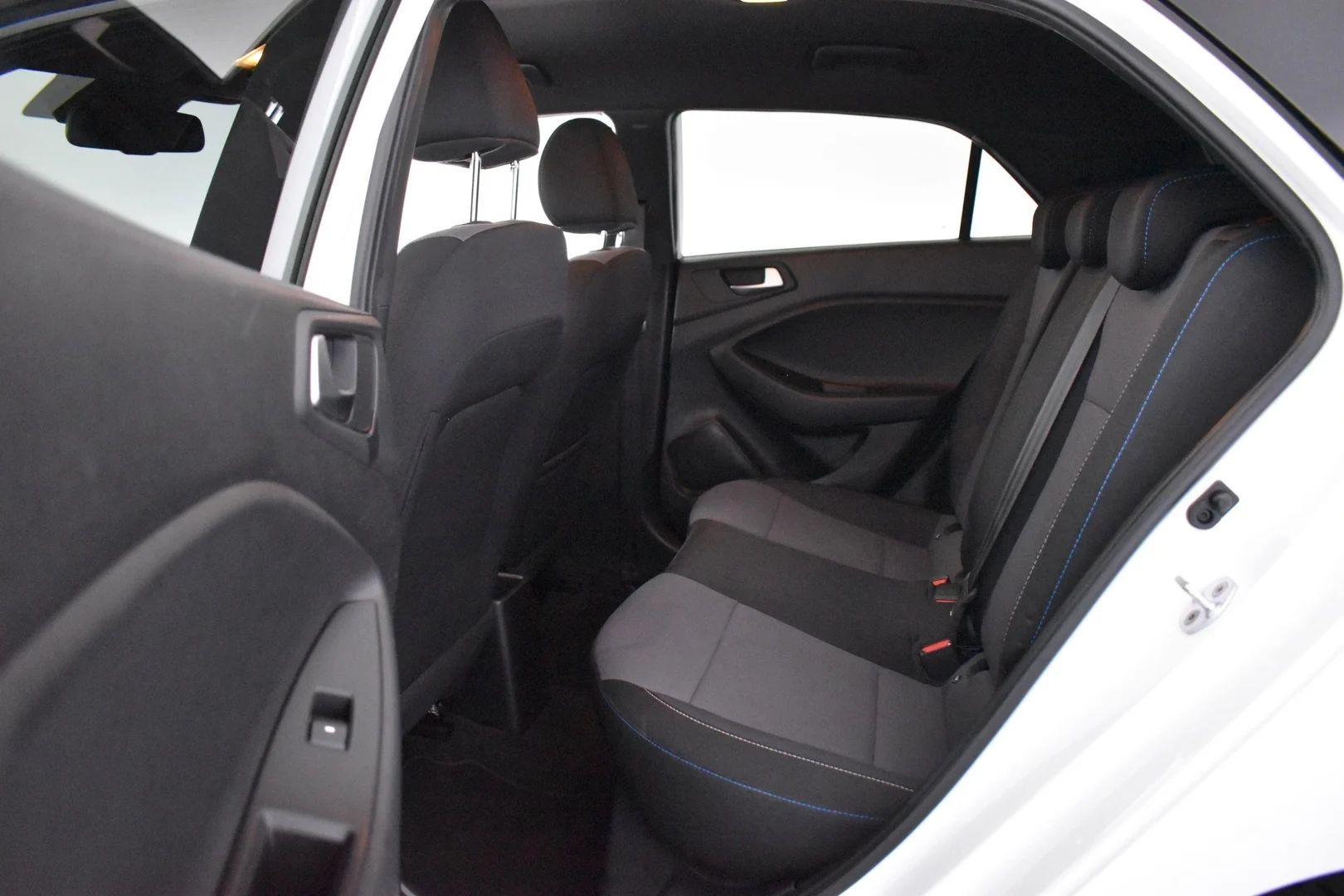 Car Image - 1qMsgnPQ0kDXxxArexwKse