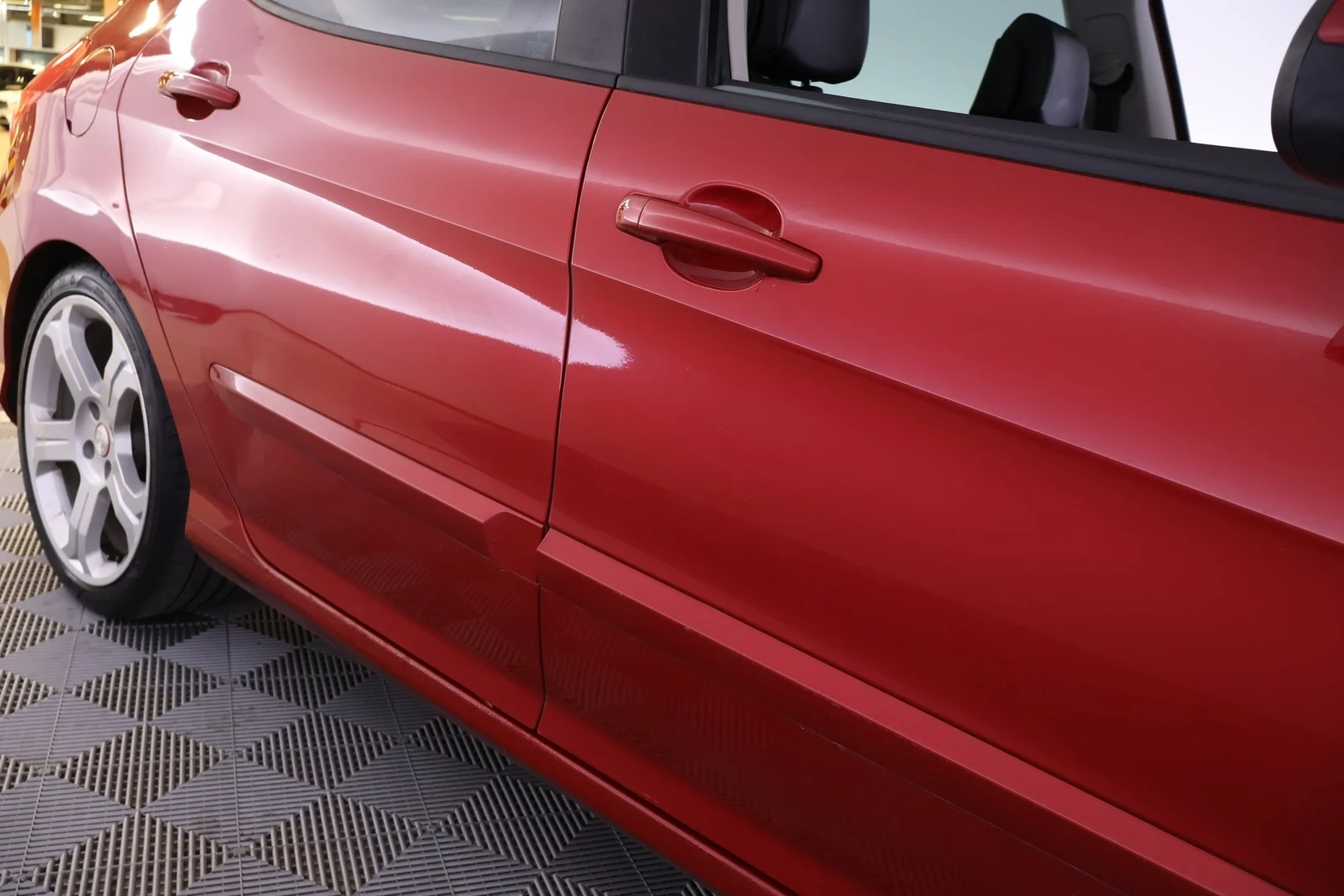 Car Image - 6Fytkpv7aDrxFU48bBMcz