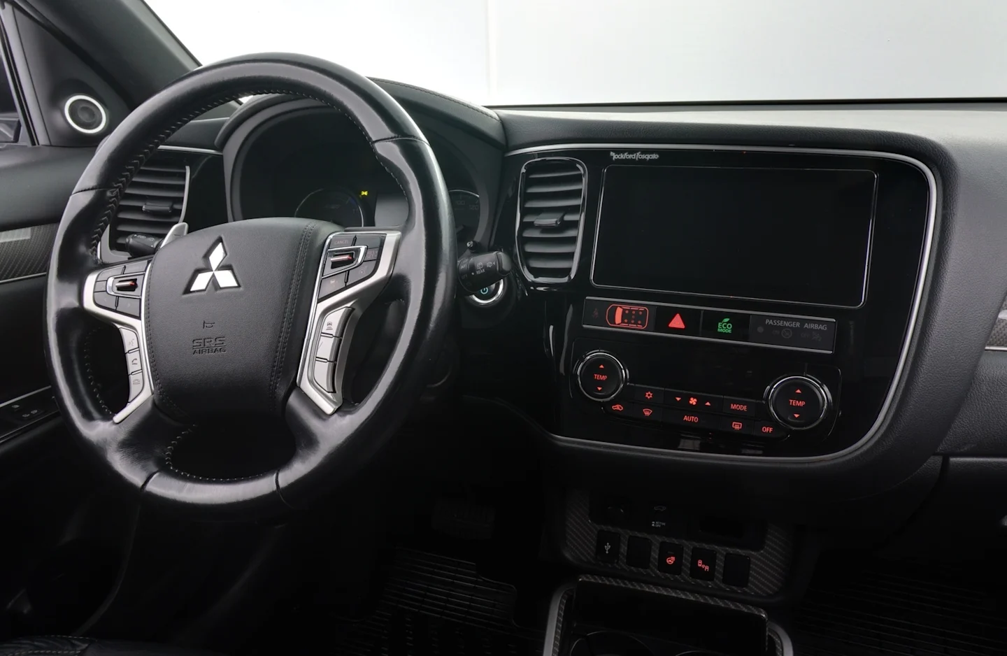 Car Image - 5CiSC8FdWvO6PMbob4eNrA