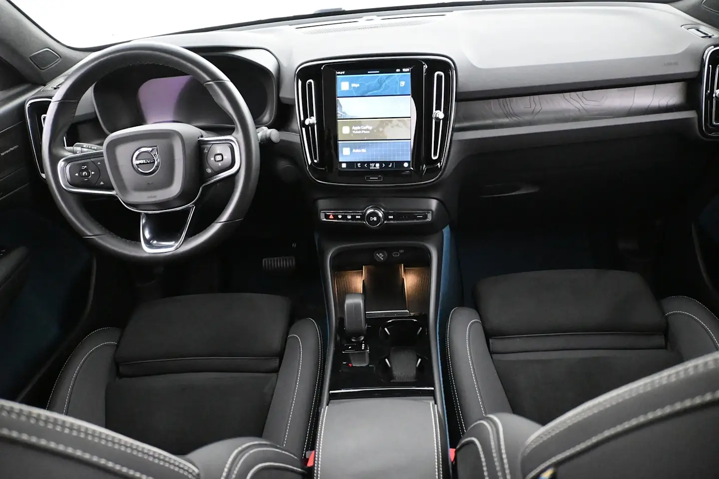 Car Image - 7DTzO37fzch0JrgK4MvxDi
