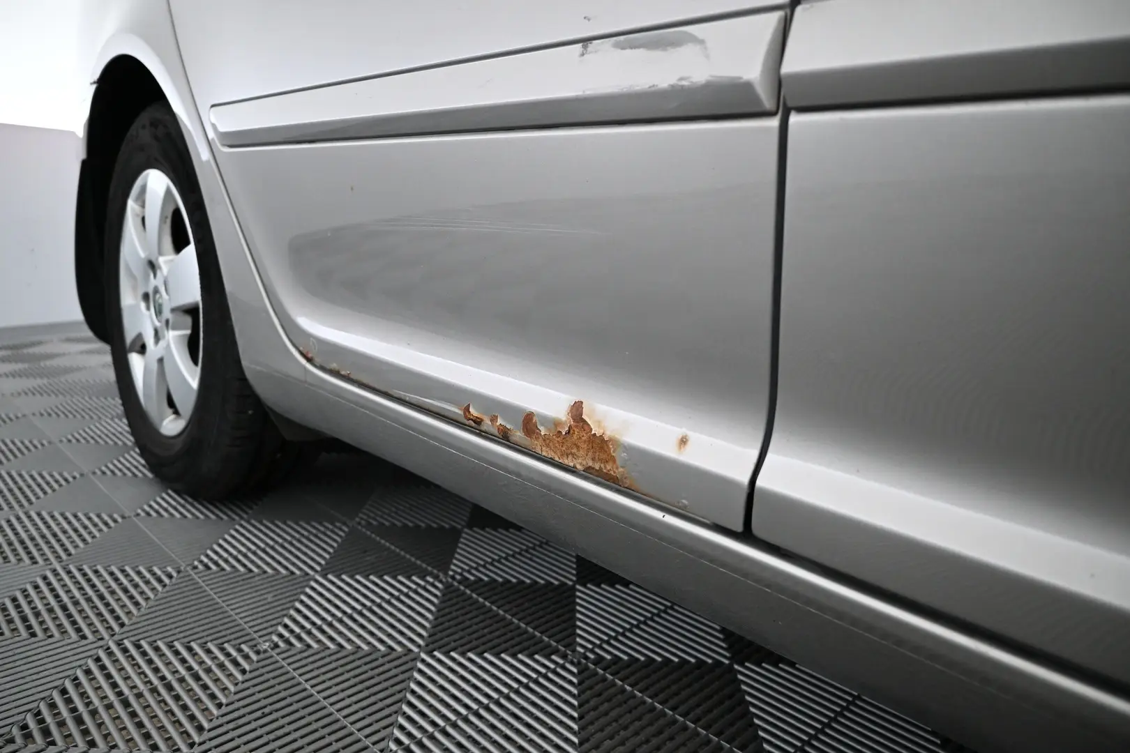 Car Image - 1bHHXrMatAKBNye6f94B2X