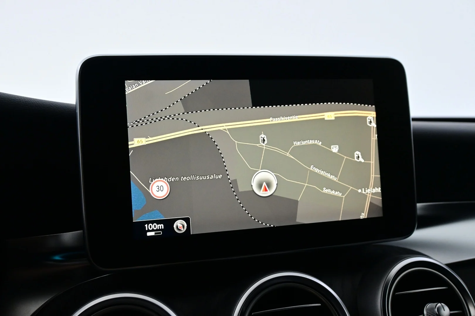 Car Image - 3Q1cmYW1wquo21rty4CEox