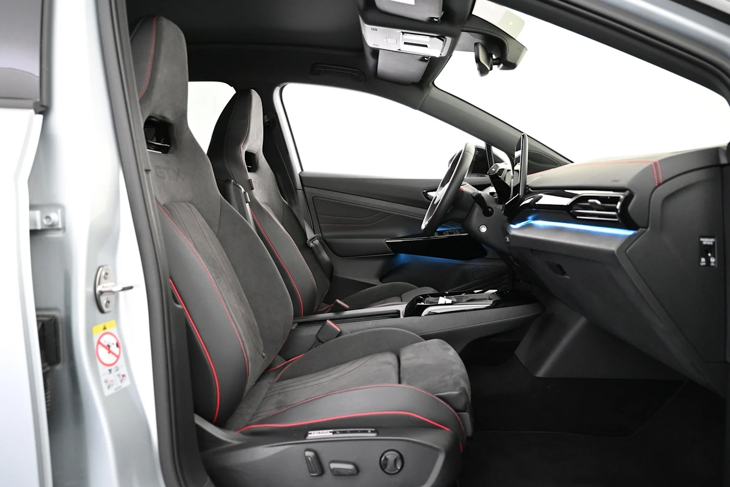 Car Image - 72LUiH8MKy1o8jcvLHKxrc