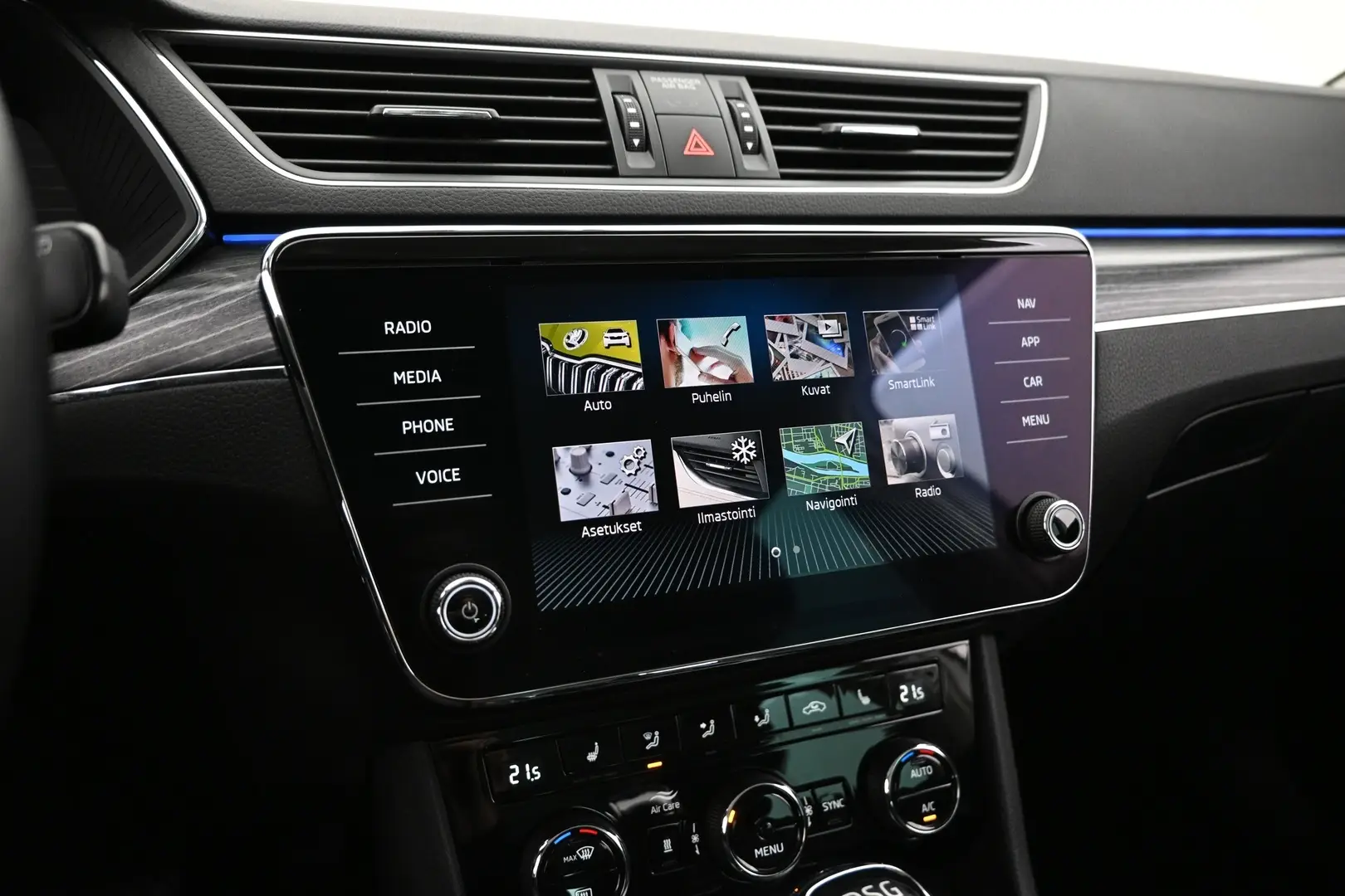 Car Image - 1mRM6aVx5eEYs2MTcgbr3T