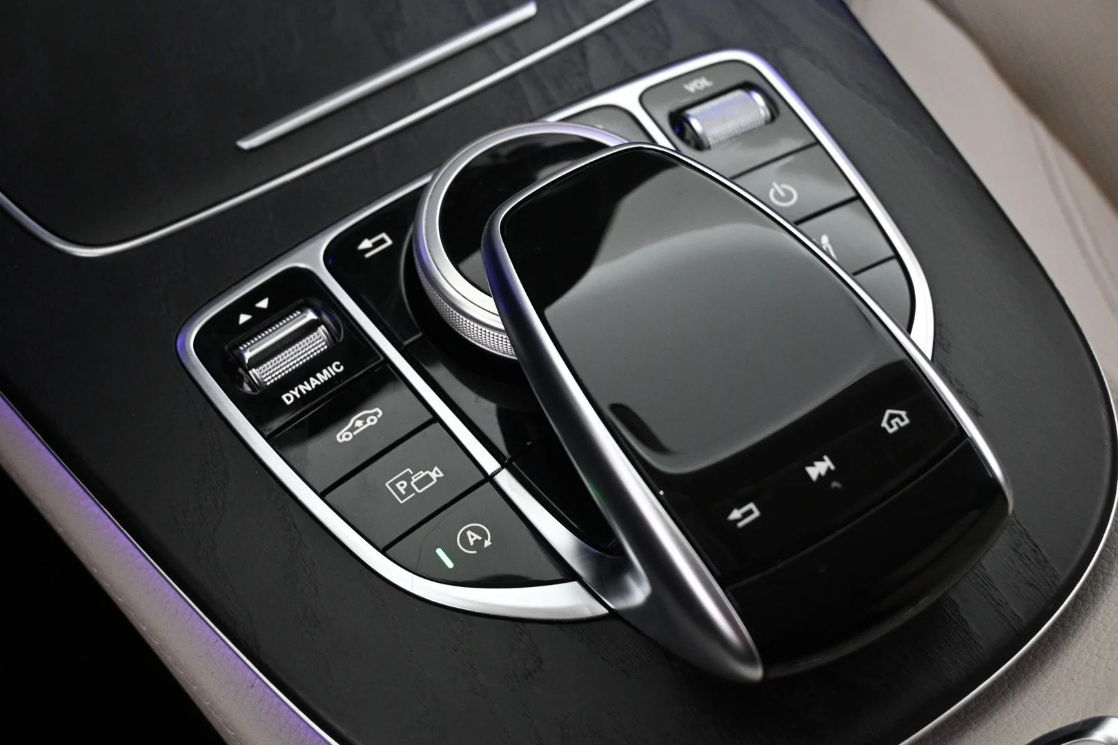 Car Image - 3PYxJCc7qtpeaETwdvRDuh