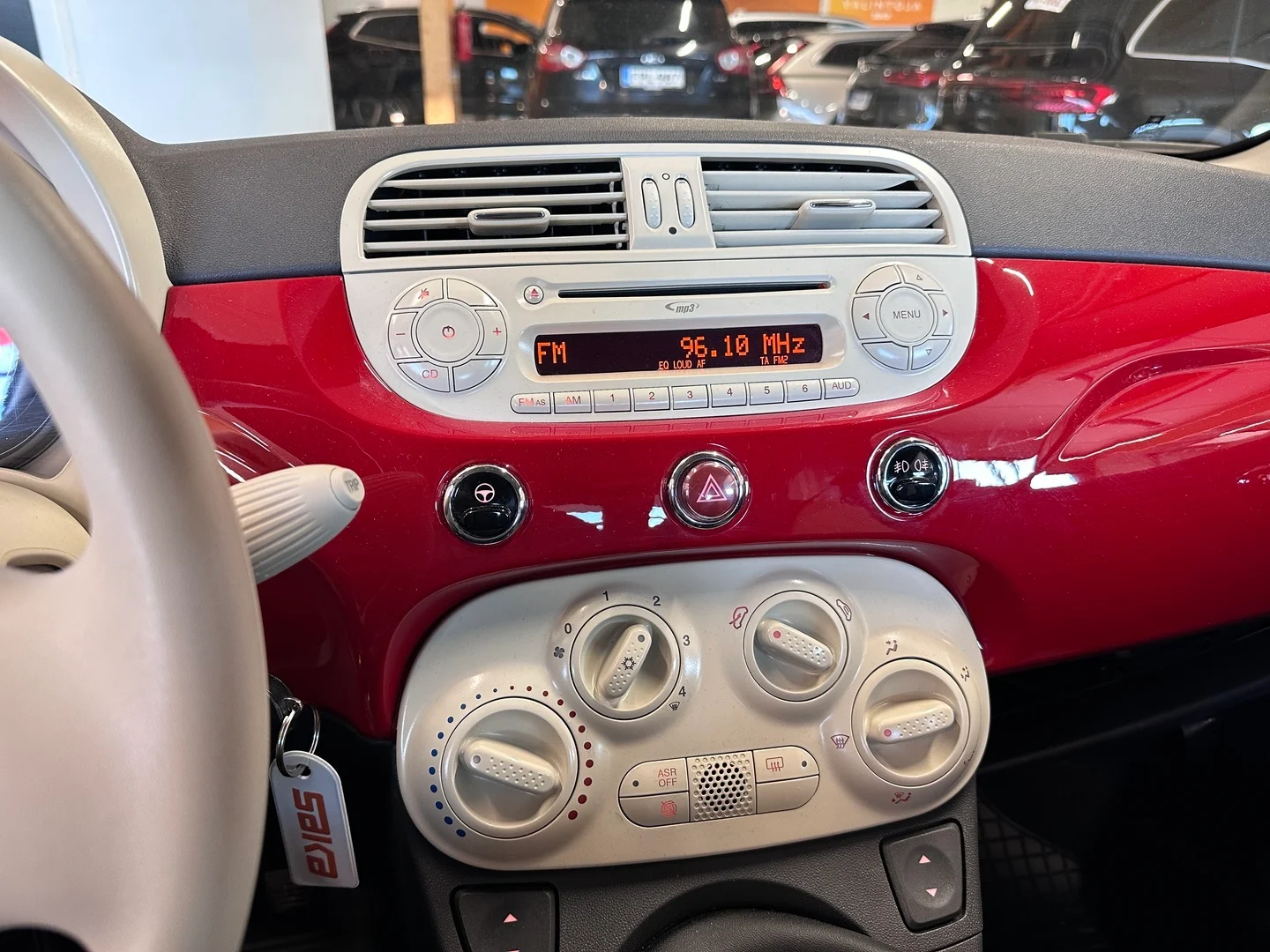 Car Image - 3wR0Zbb6rNKZnsCGZgKYOl