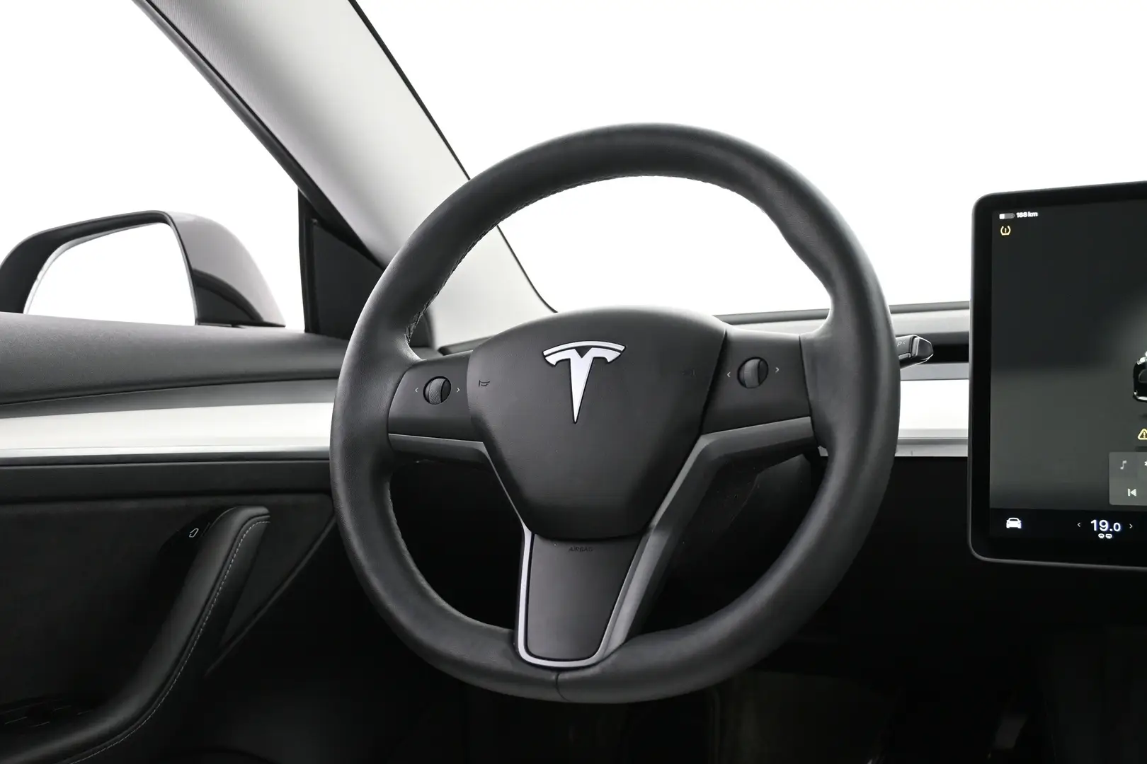 Car Image - 4TVkLuErPsm3y9YLV6Nelw