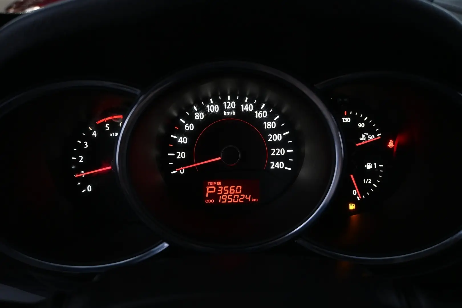 Car Image - 27xjf2TPpVvyIFDcXqJ9LB