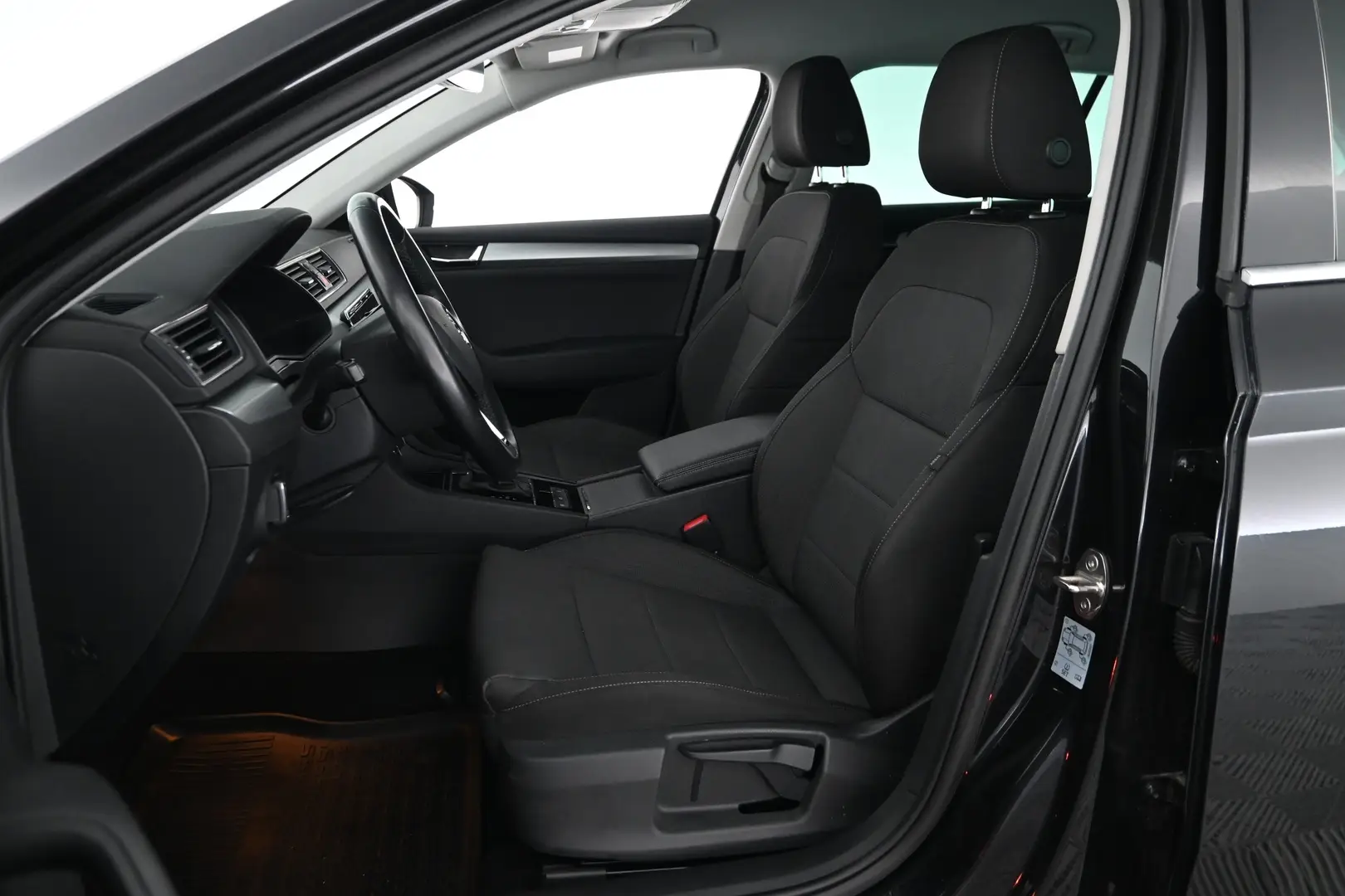 Car Image - 4pcGifHvjQoyo8zvudFfIZ