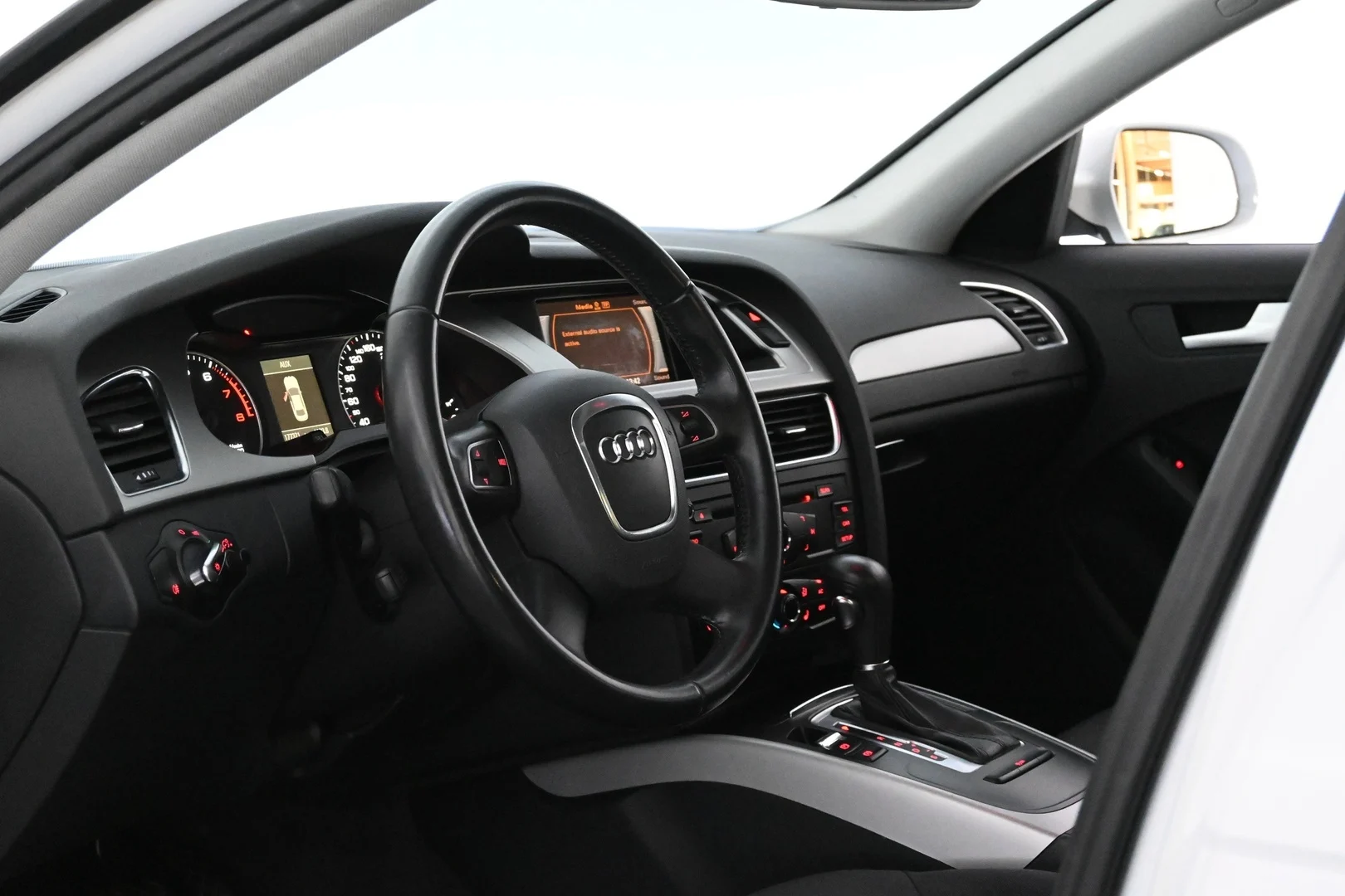 Car Image - FsRLn5xPSt5e3VQGLzYDc