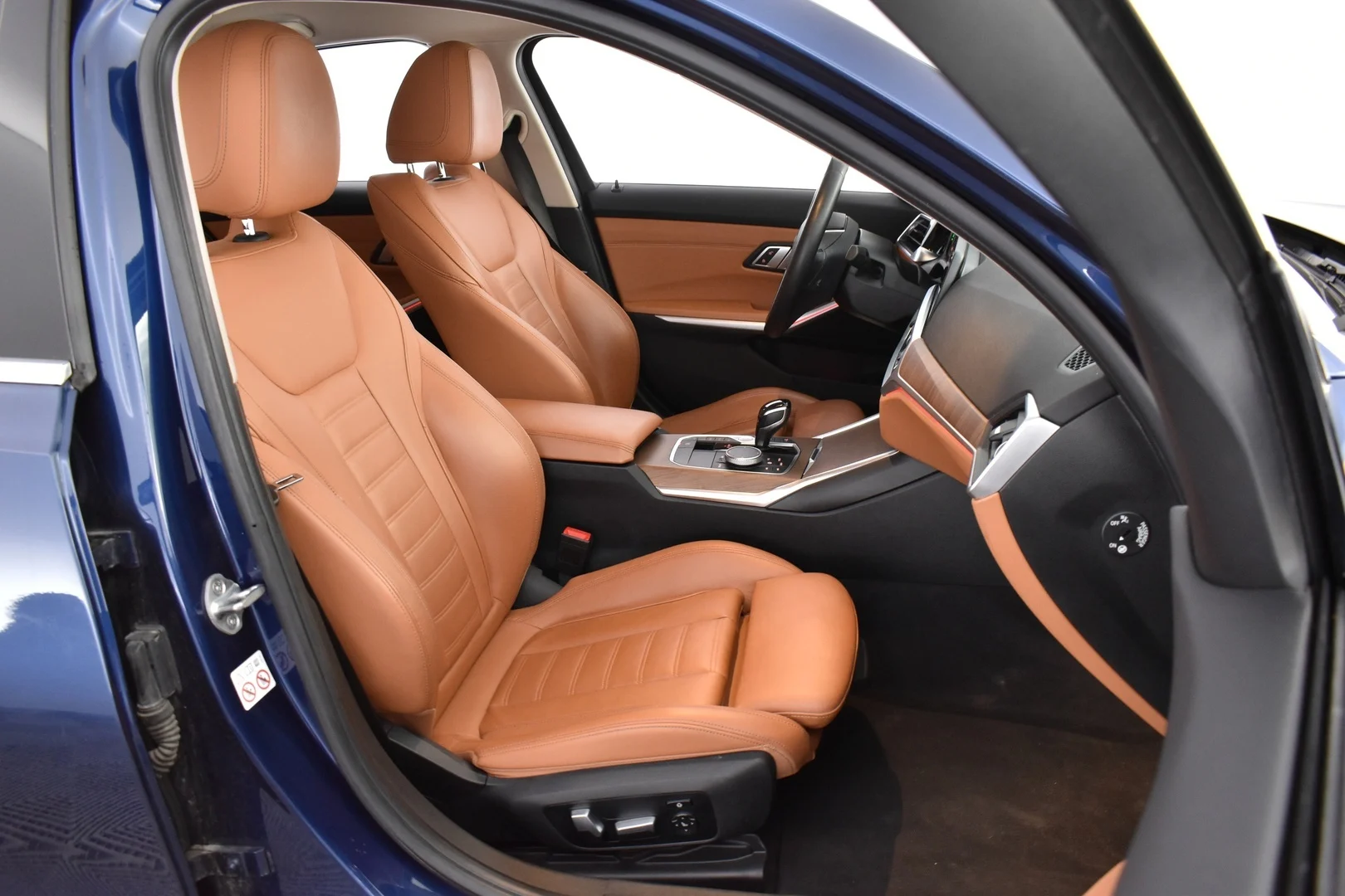 Car Image - 1eYyjaGRpJWvld7Z5r6qtY