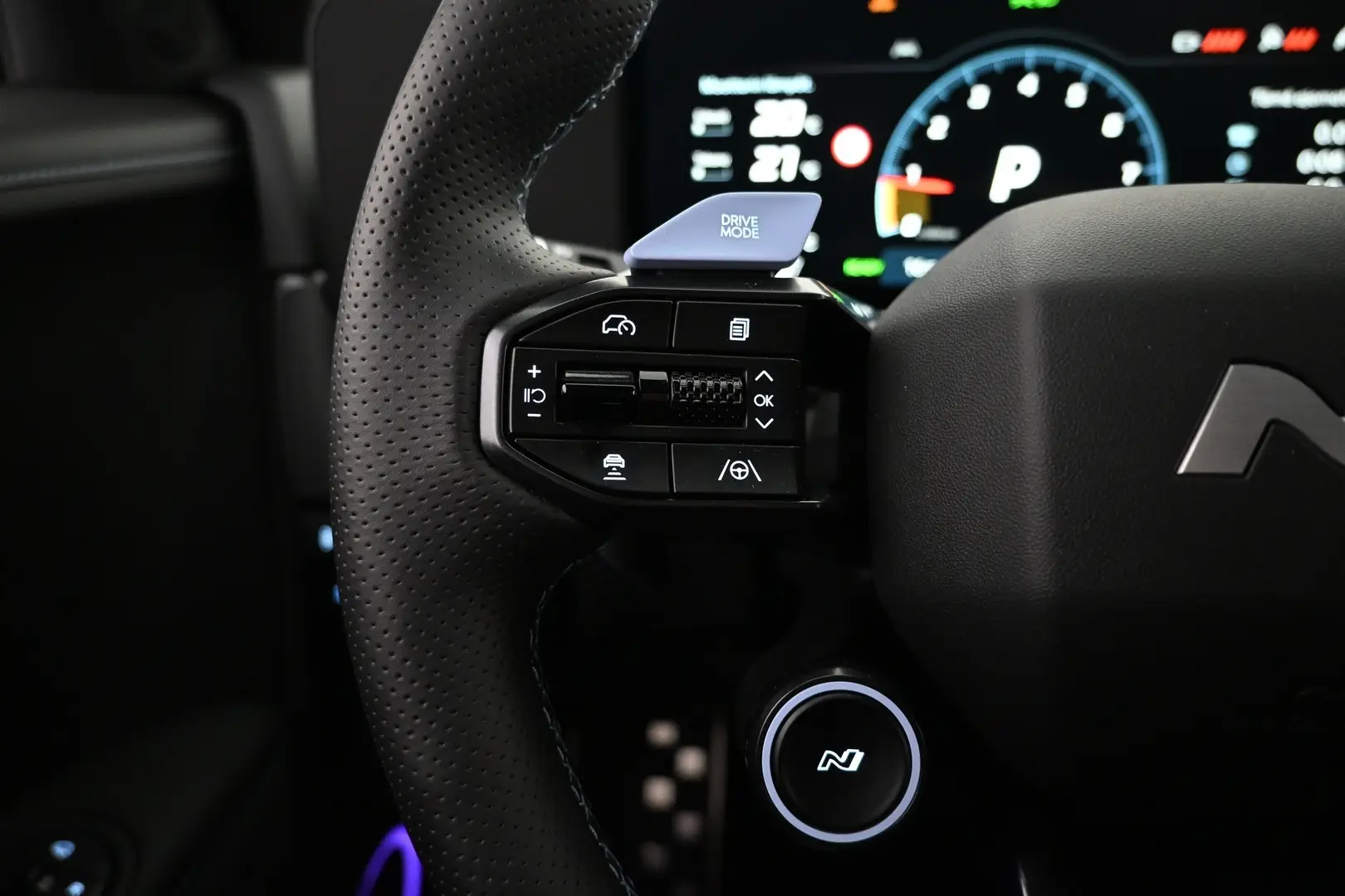 Car Image - 2CbXRglM4pPpid9r2eIKgb