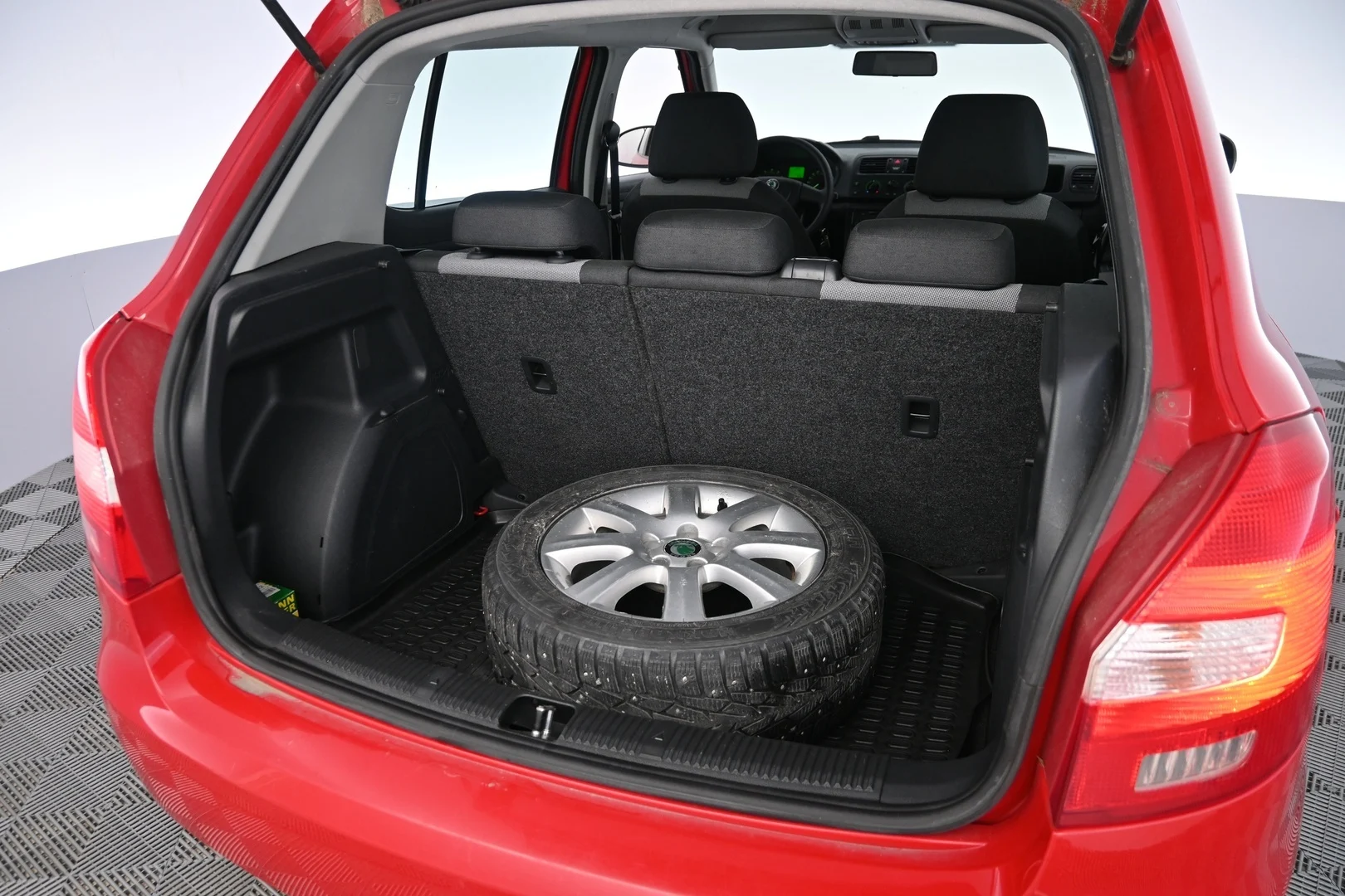 Car Image - 3qUgsHCknF0A1xuAscusoi