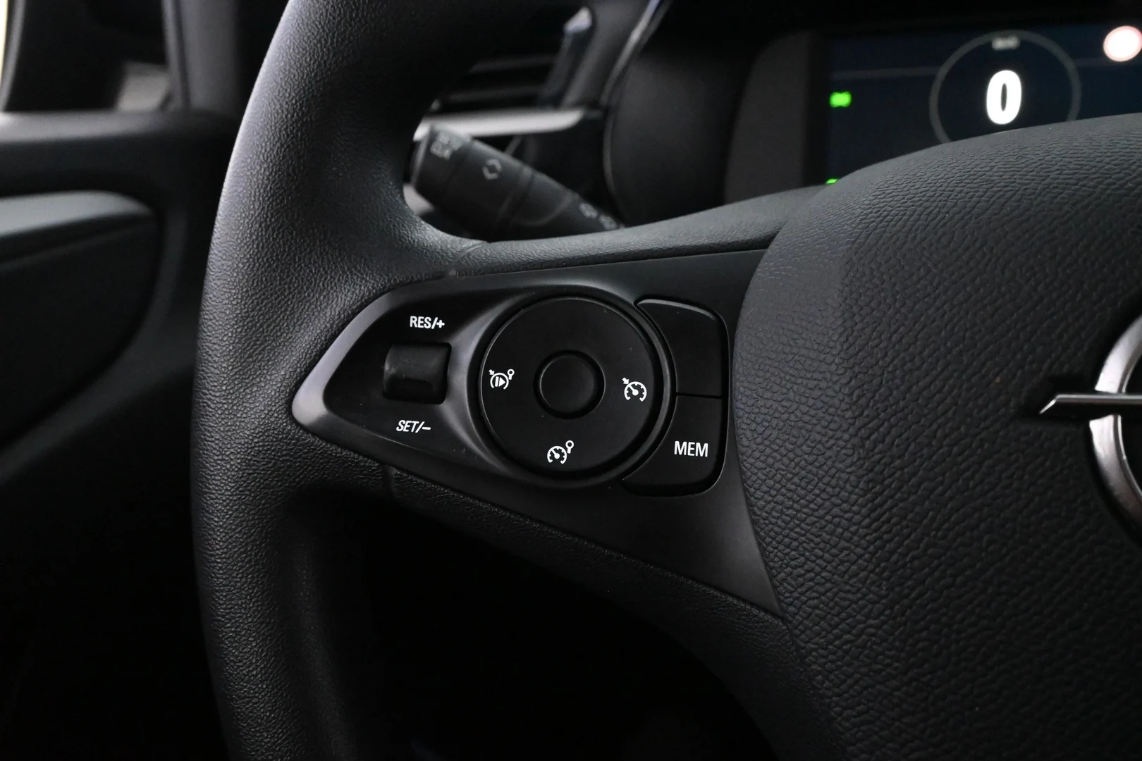 Car Image - 7c6NwhTlk3MP84xzoscvtU