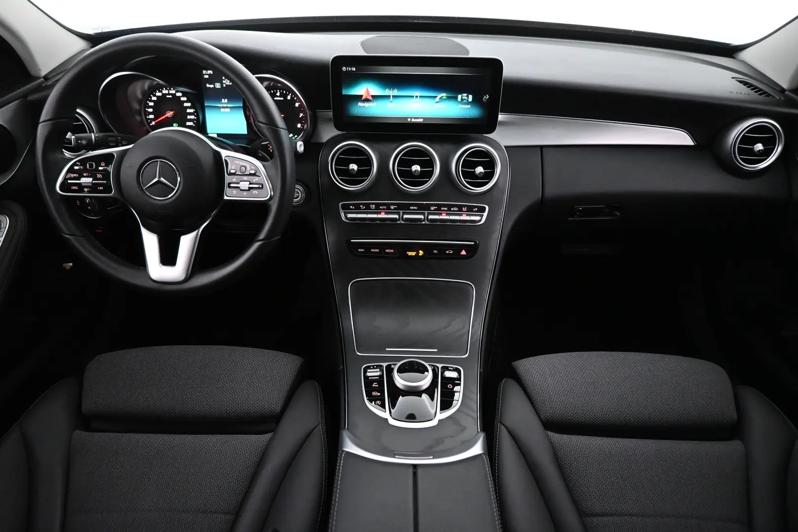 Car Image - 5VJUoan3R2eJA8A6WUd6Ev