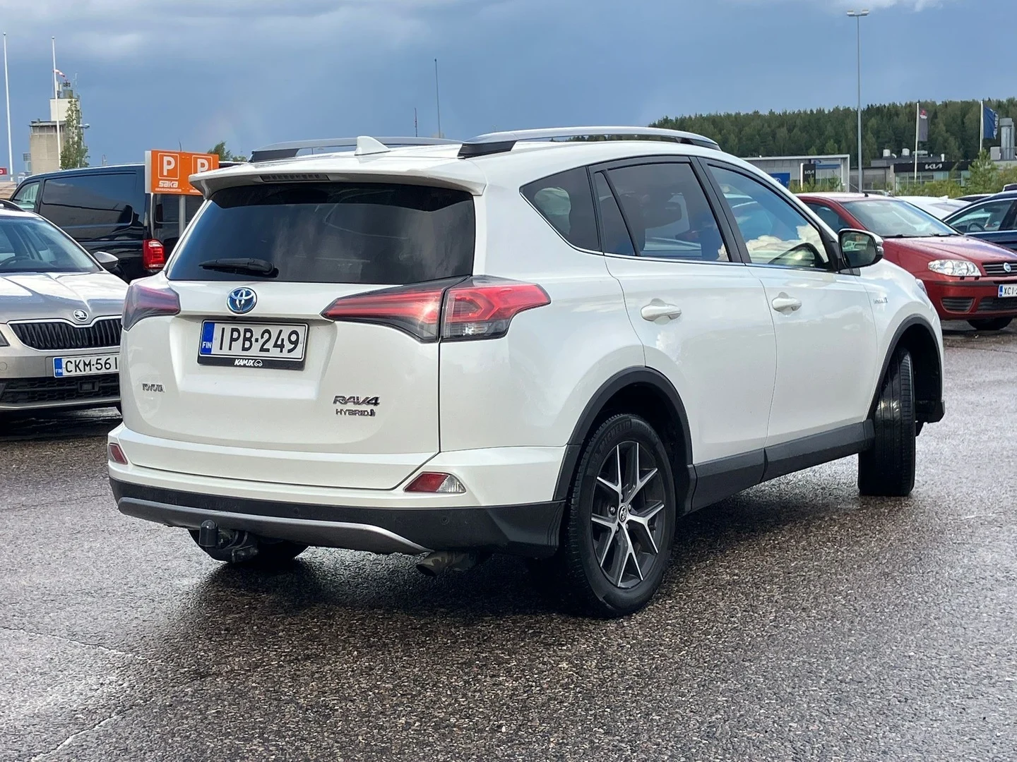 Car Image - 1hwDgGj39VDmzq9ClQAPaZ