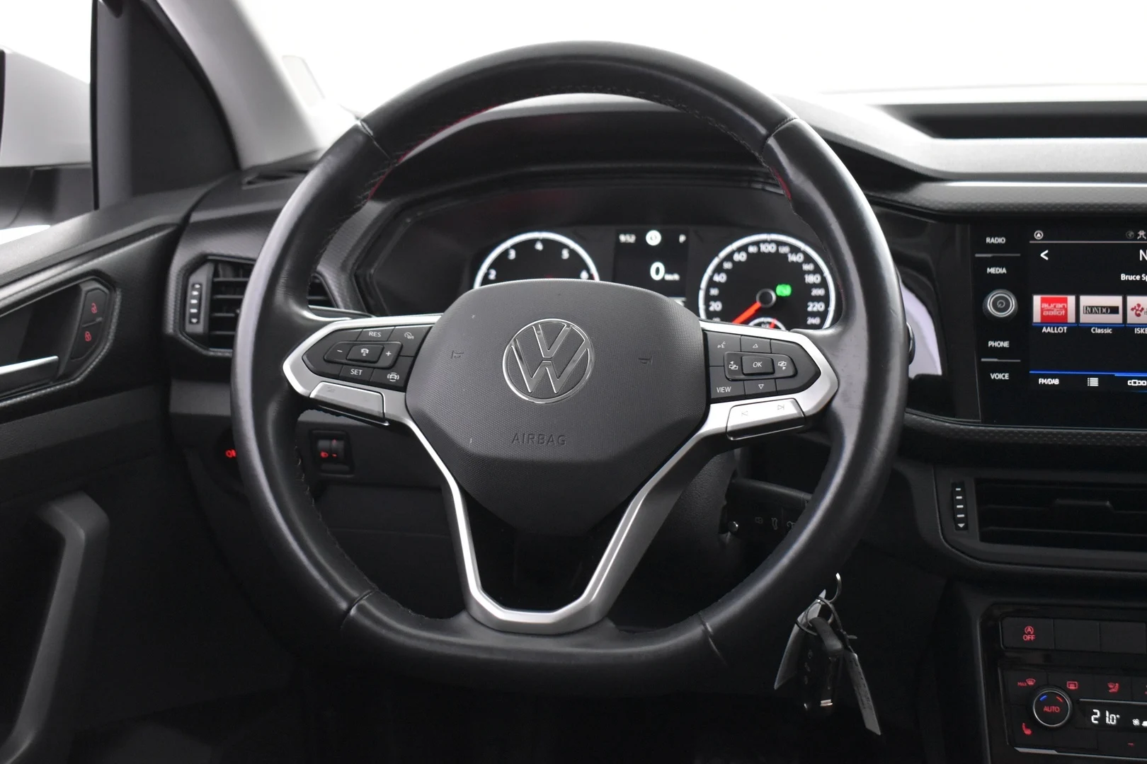 Car Image - 5hLyAVMFRtvioCapFvCM0L