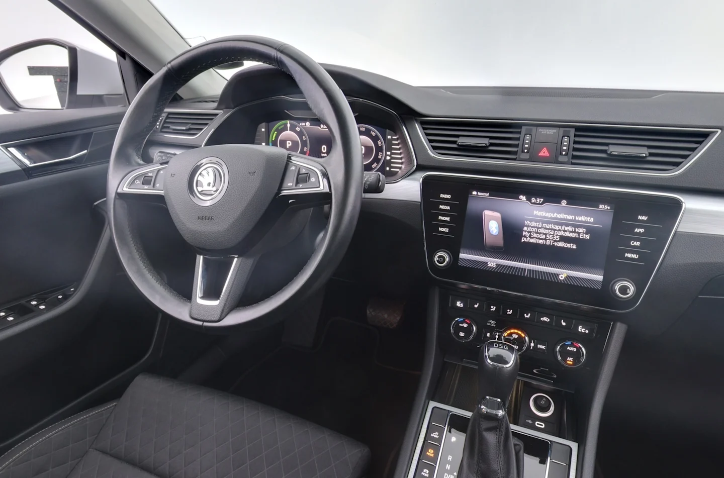 Car Image - 6uTsO0BUR00TU4WR8BXMeA