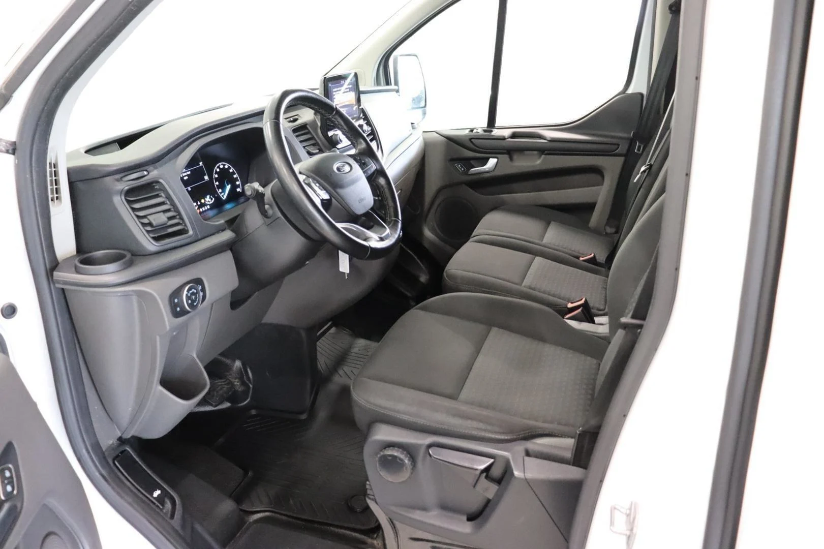 Car Image - 4JOoXe4PN1LZzxpXZHTBU0