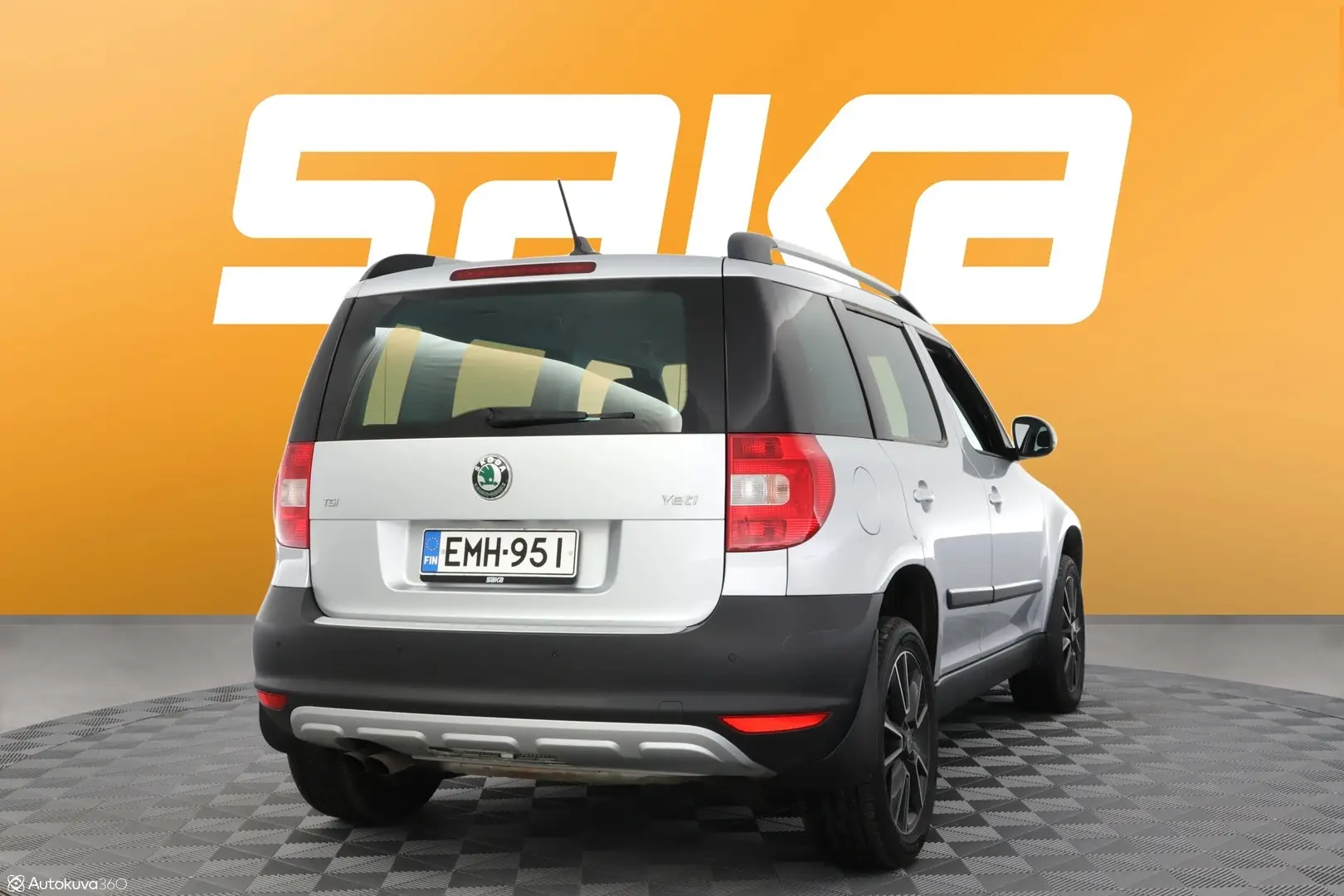Car Image - 2PC6GuwtsRp4KBxNtkSQeV