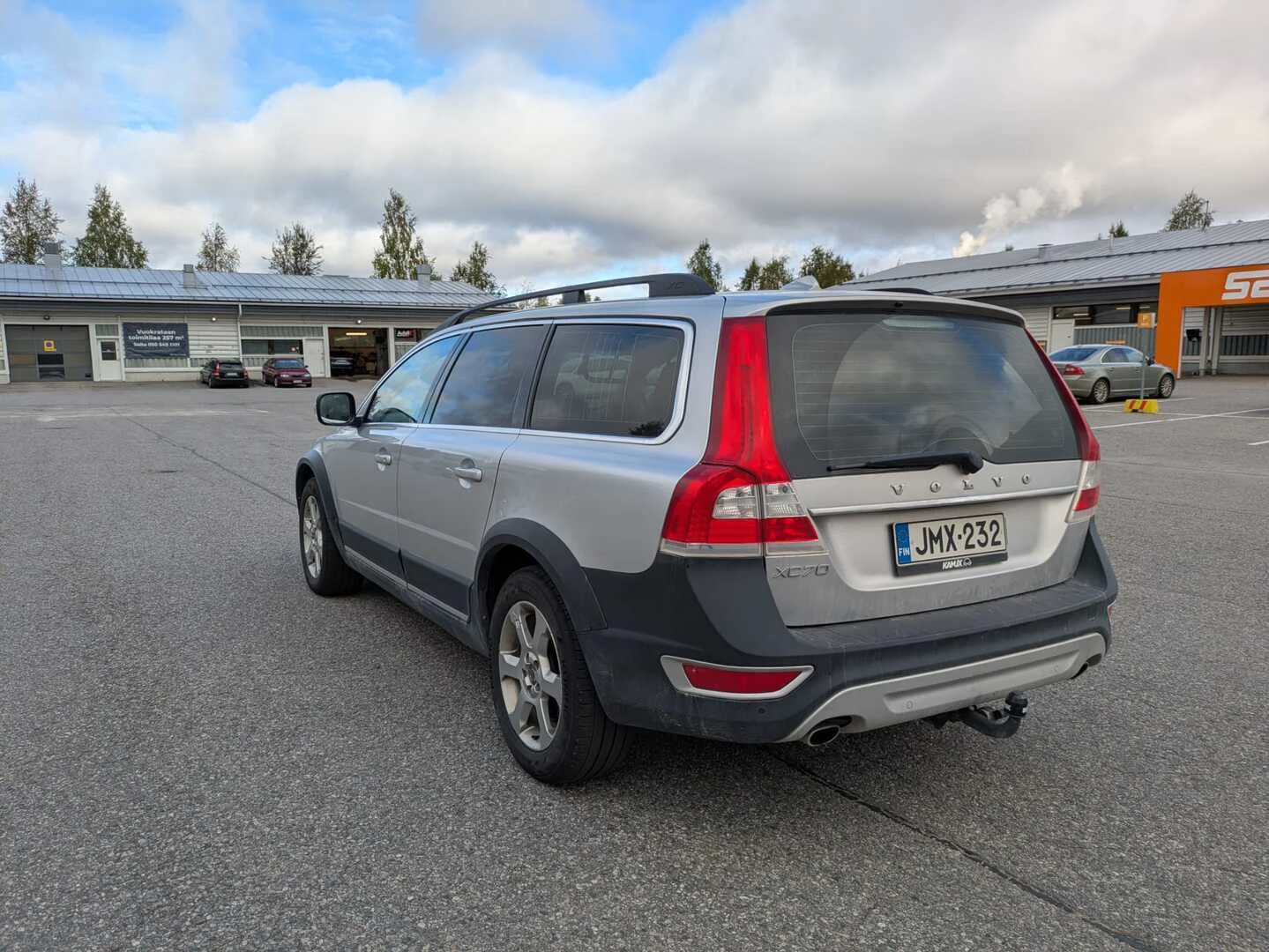Car Image - 4FEq4Q80PxoOhnQoAWv322