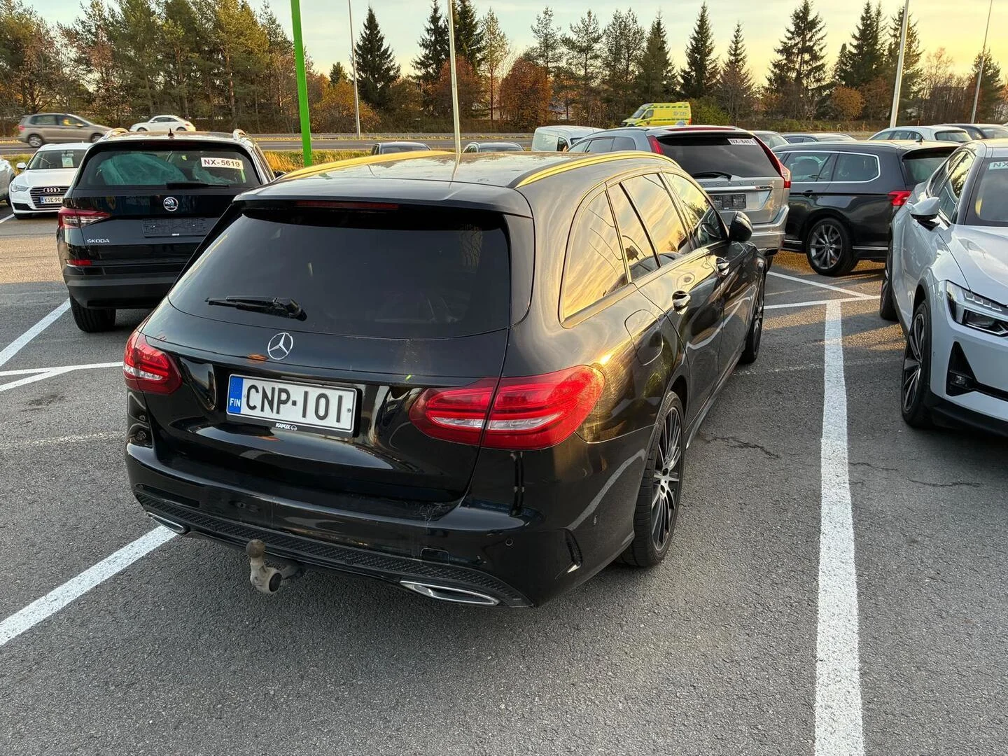 Car Image - 9zxpK179wkDeeE6Bxmxrf