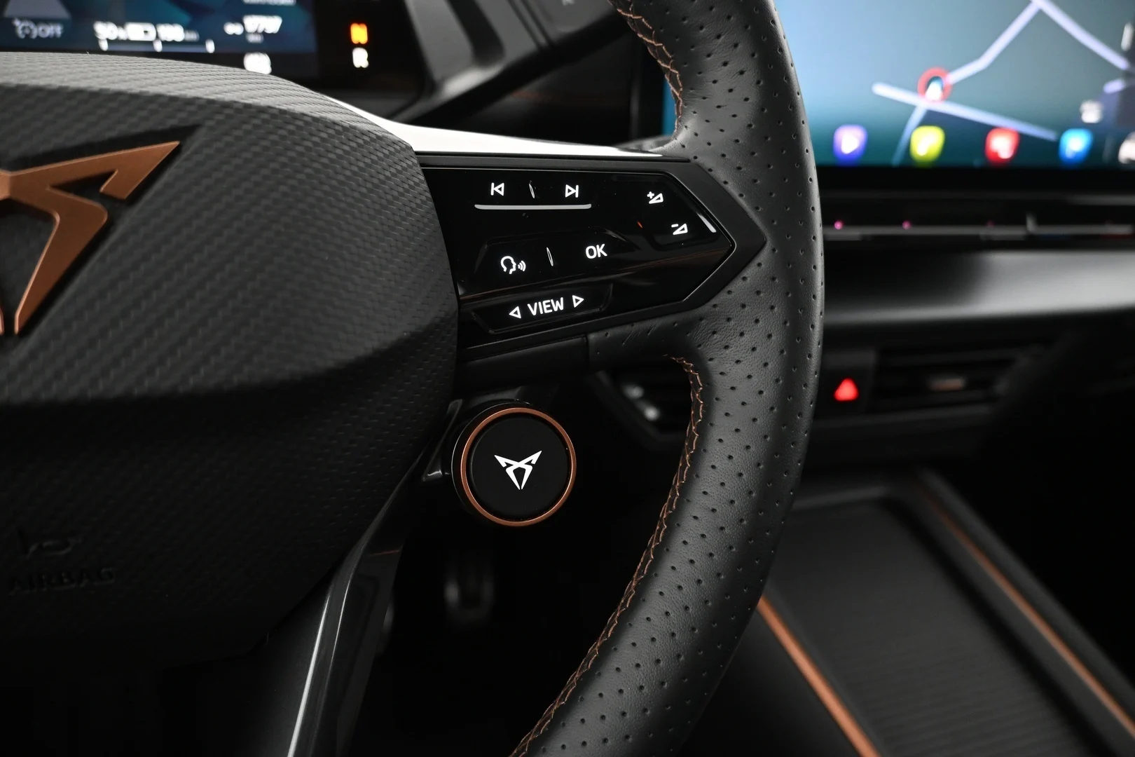 Car Image - 4JKkdkMab51EX8D6sIikh7