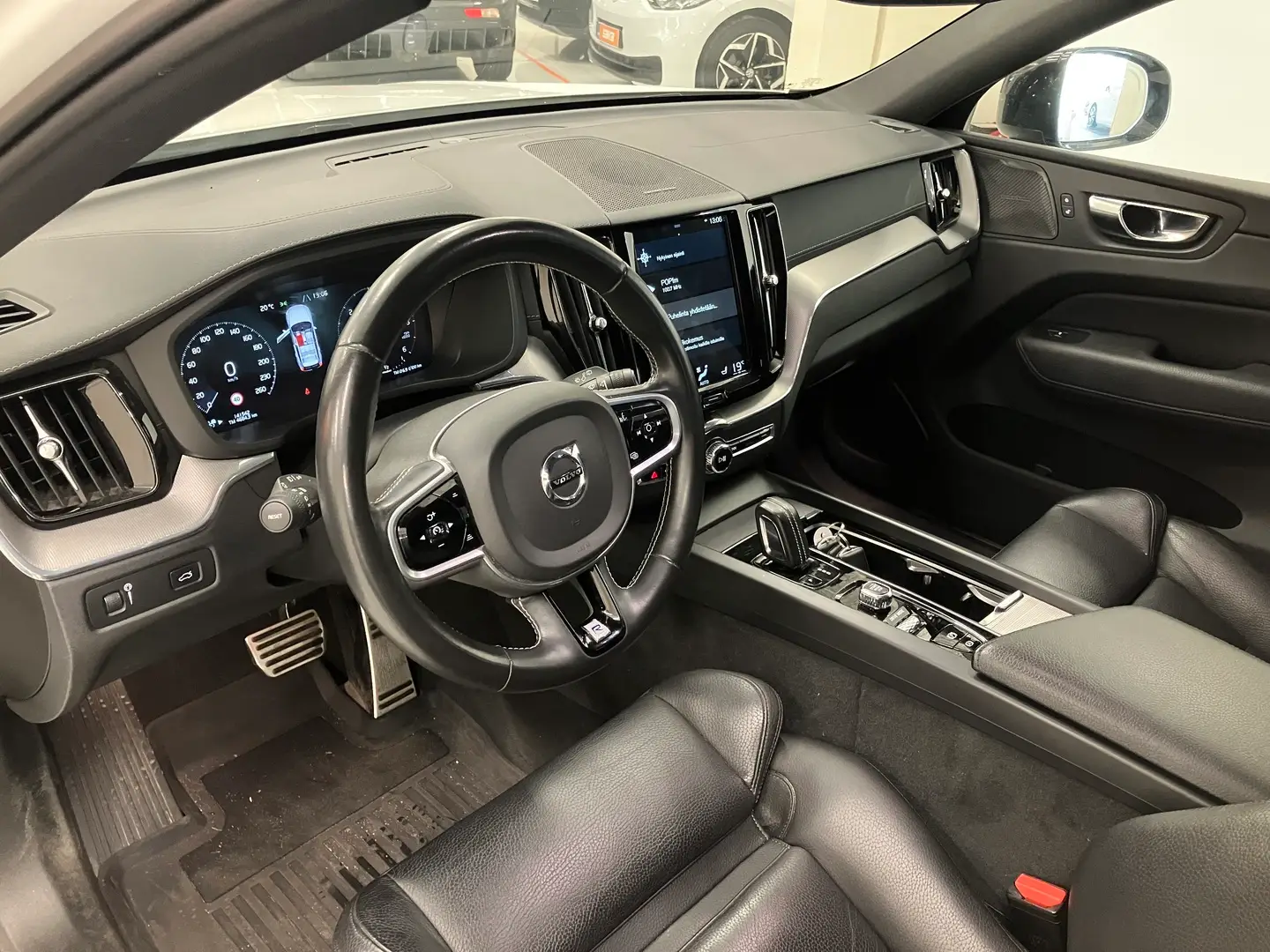 Car Image - 2g9rrvMBVQt11zofwDf6LU